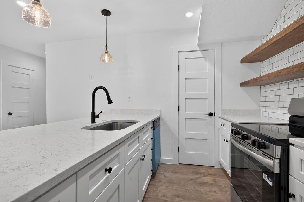 2124 Burton DR #133 — photo 3