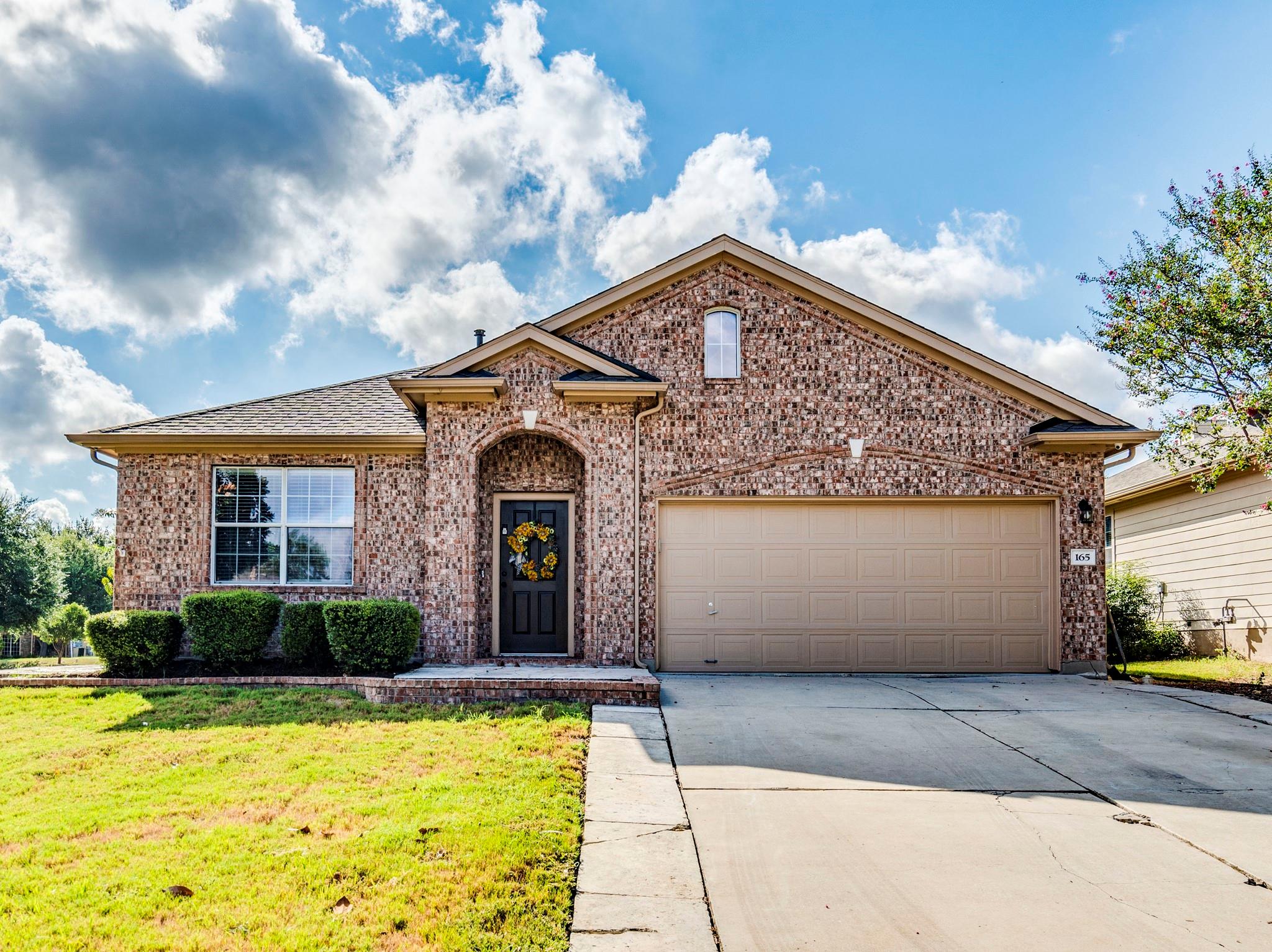 165 Oxford DR
