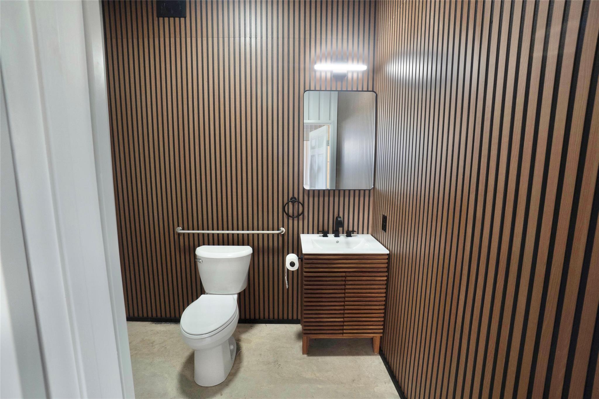181 Ninety Four LN — photo 4