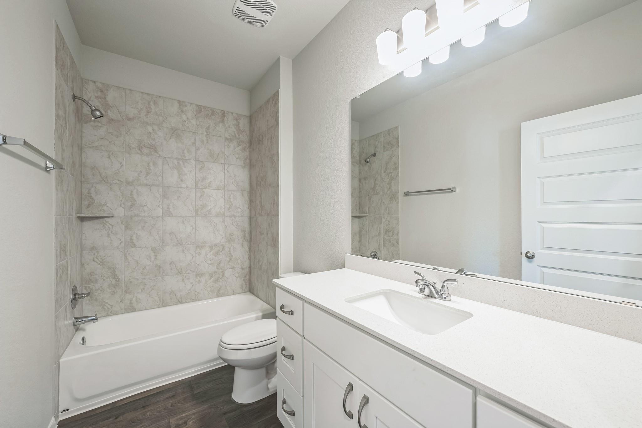 107 Honeybee LN — photo 3