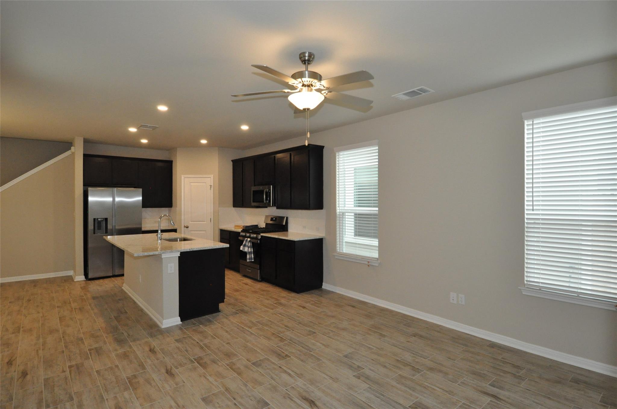 1621 Bella DR #82 — photo 5