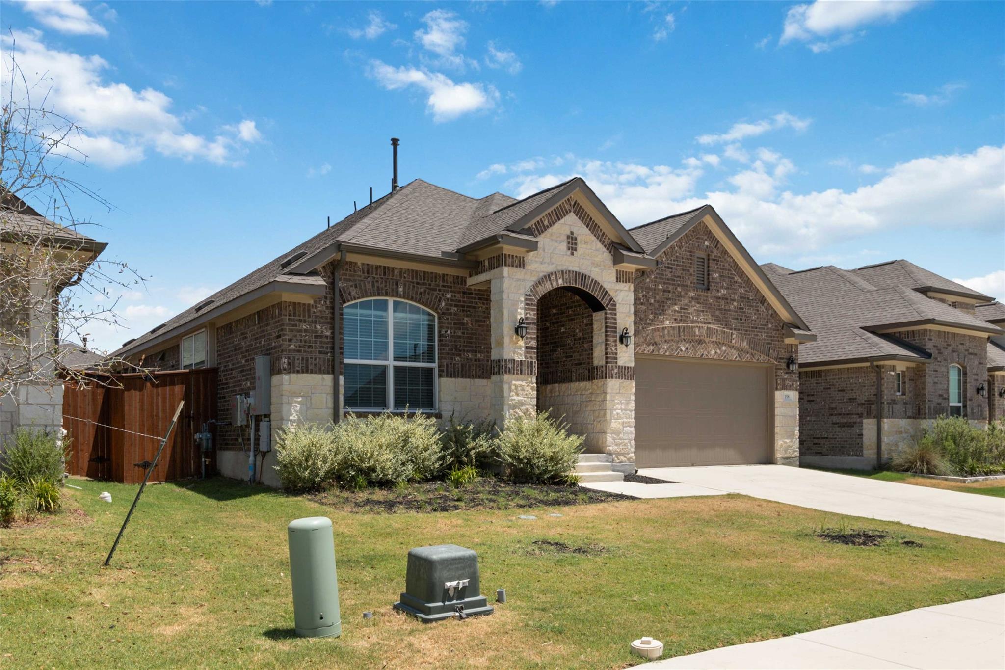 158 Coronella DR — photo 3