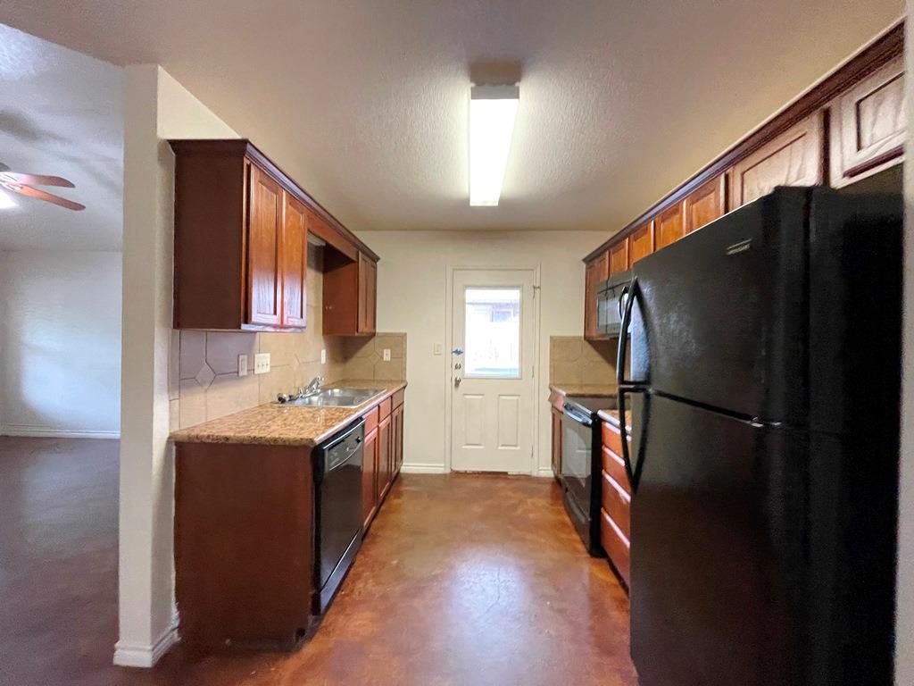 207 Andy LN #B — photo 5