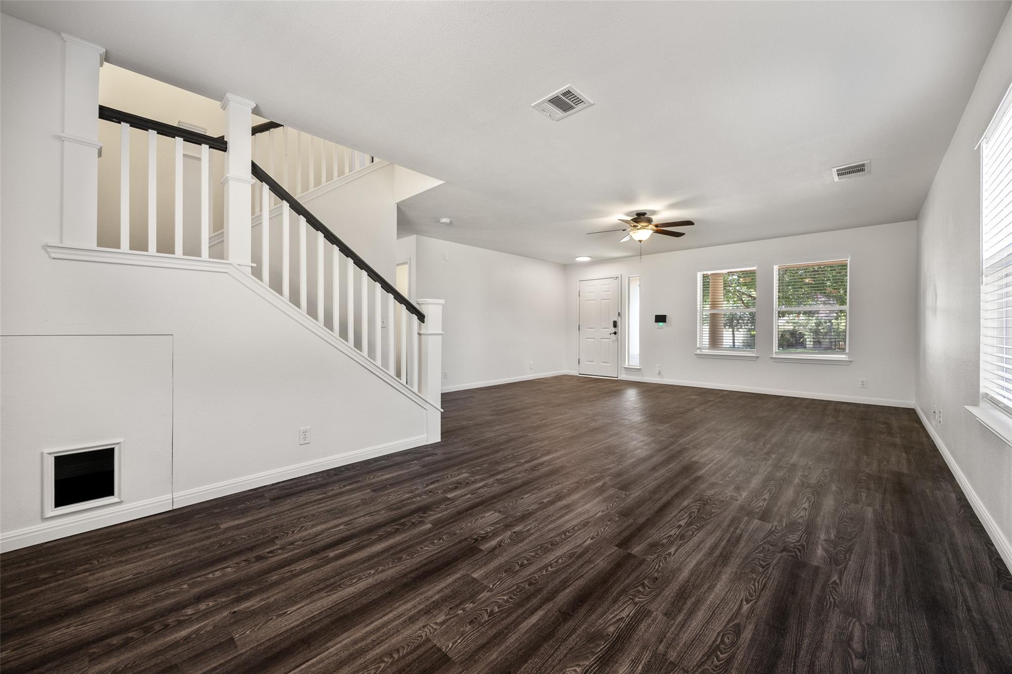 3304 Captain Ladd CT — photo 5