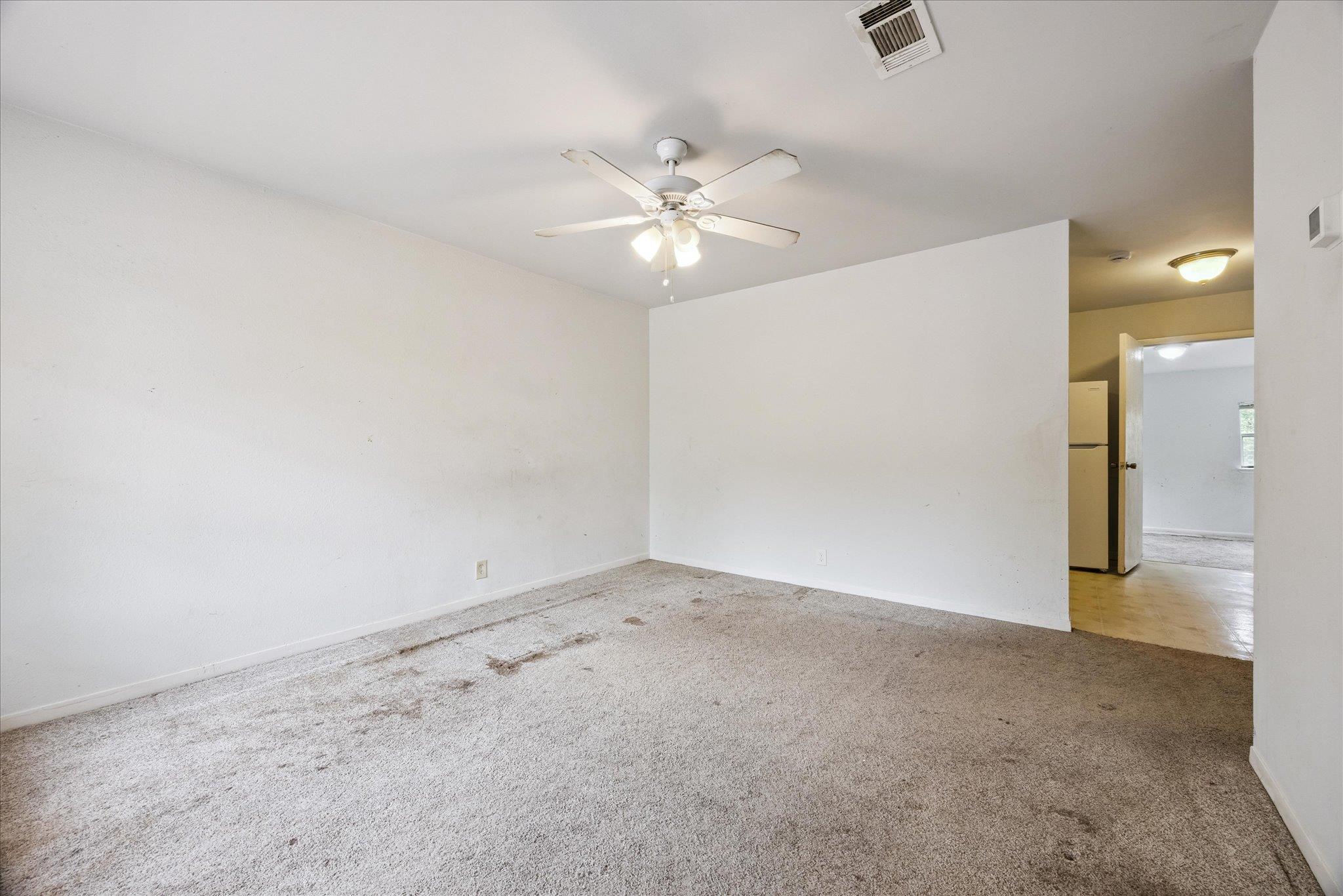 402 Bramble DR — photo 4