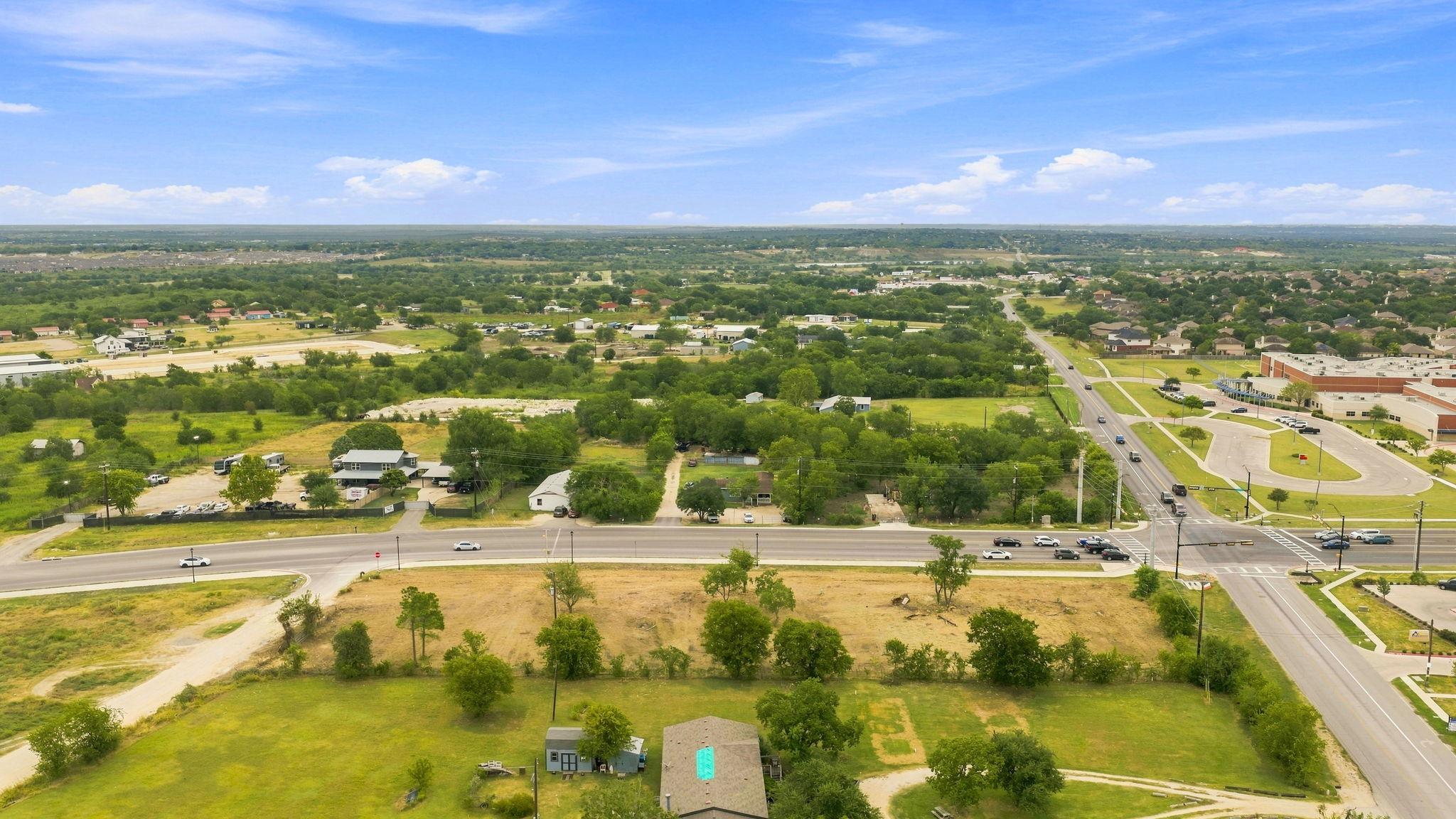 101 Sunflower CIR — photo 4