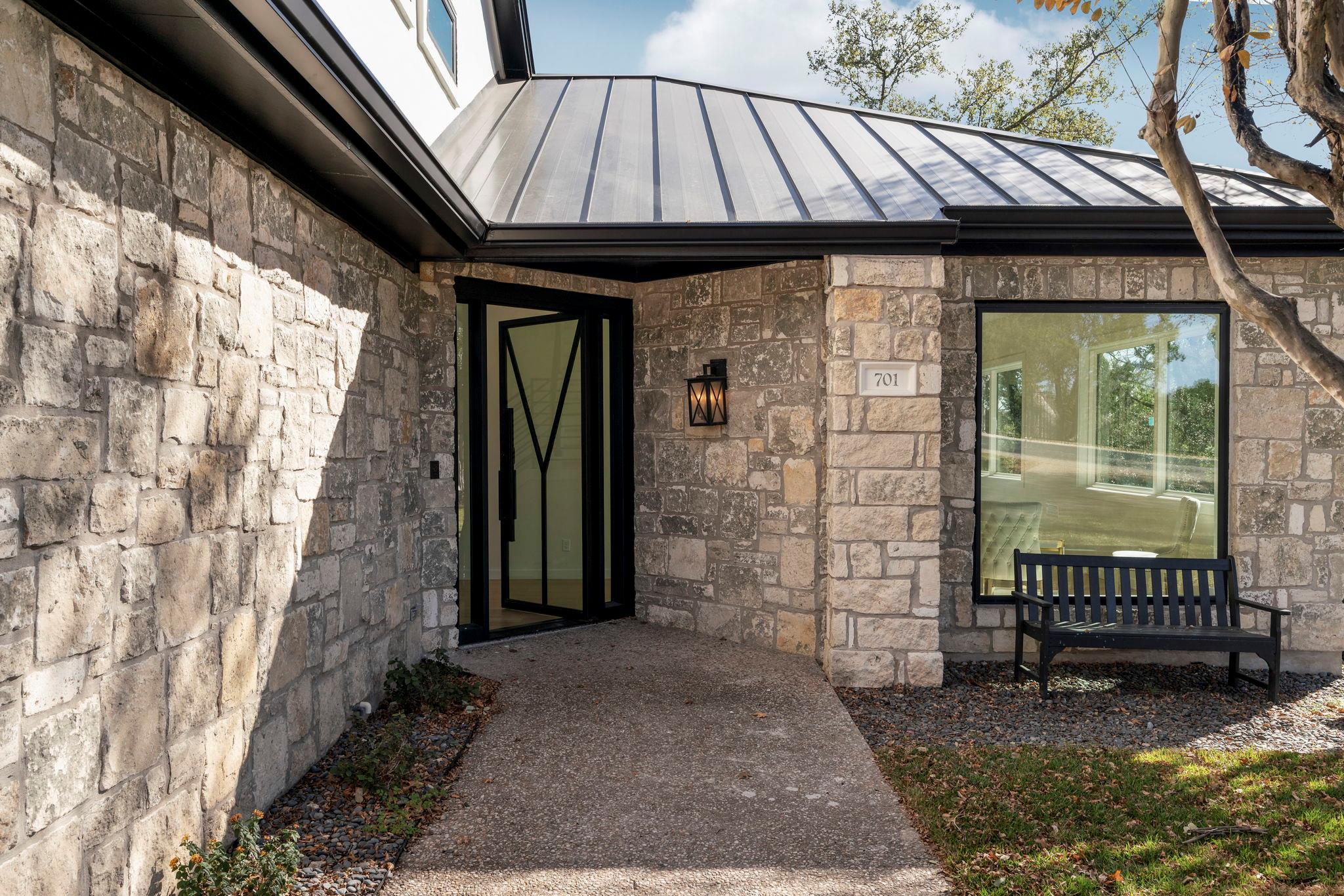 701 Furlong DR — photo 5