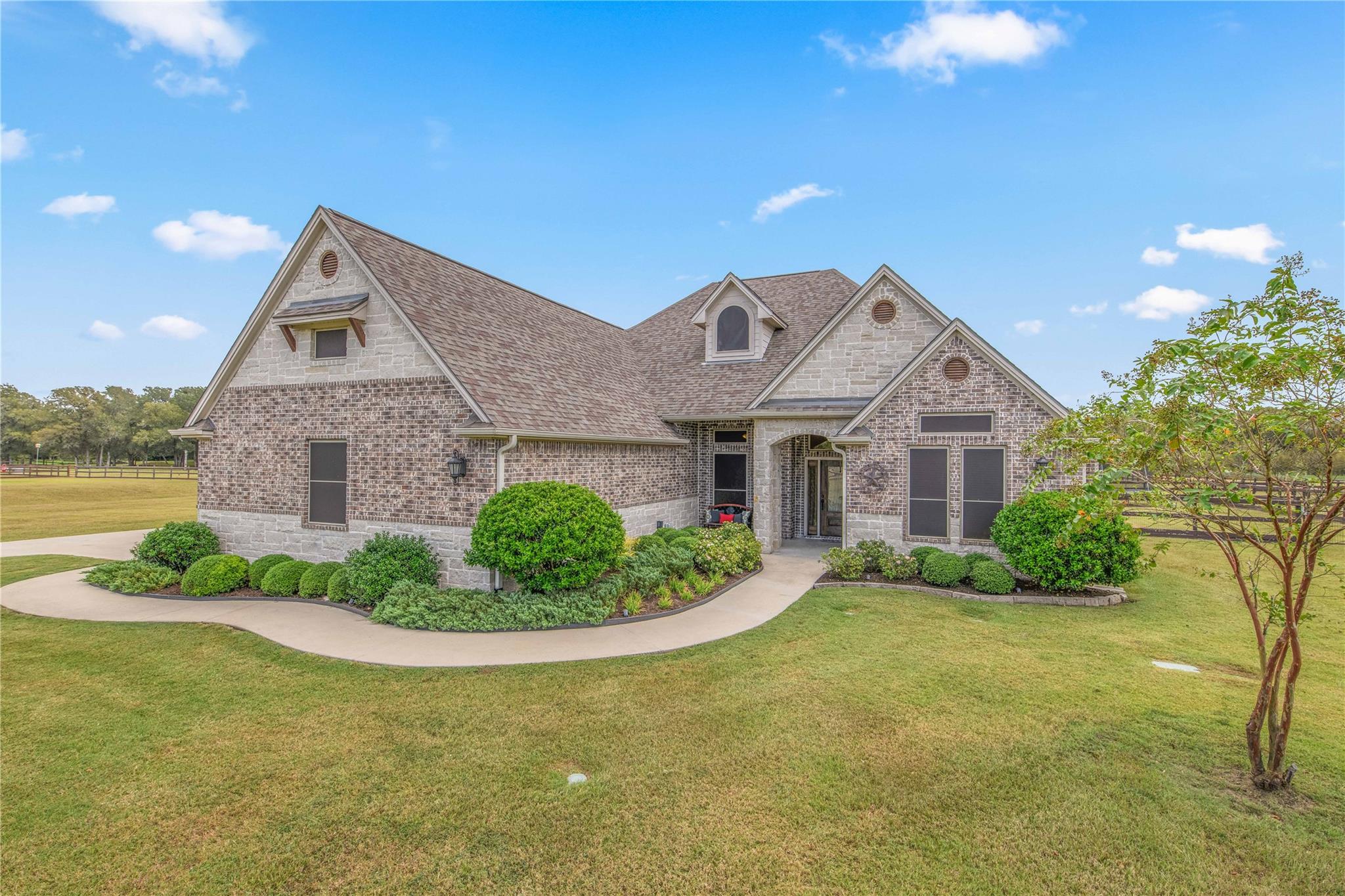 9600 Shadow Creek TRL — photo 3