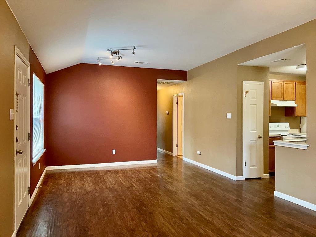 8605 Talyne Chaise CIR #A — photo 5