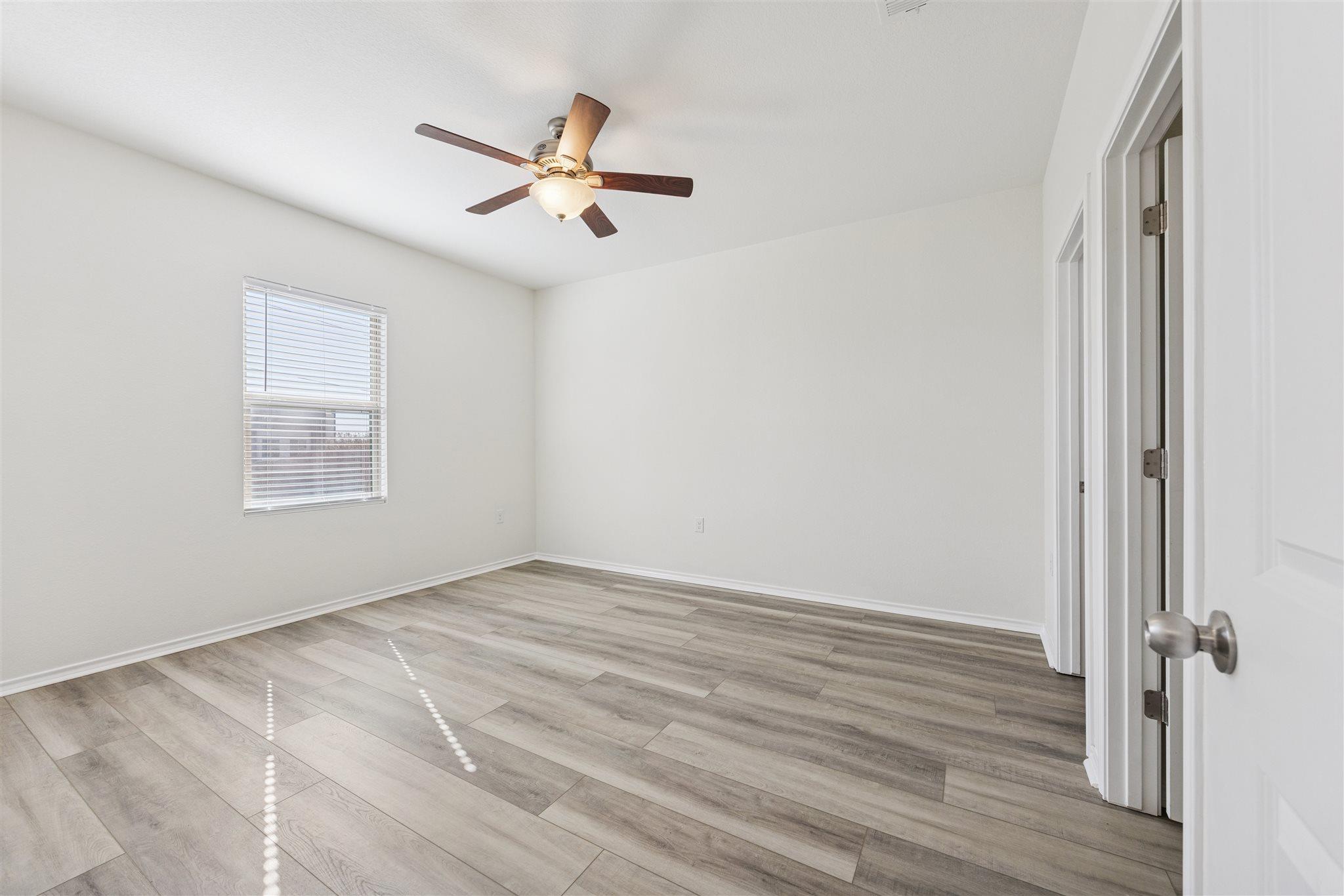 6401 Graymont DR — photo 4