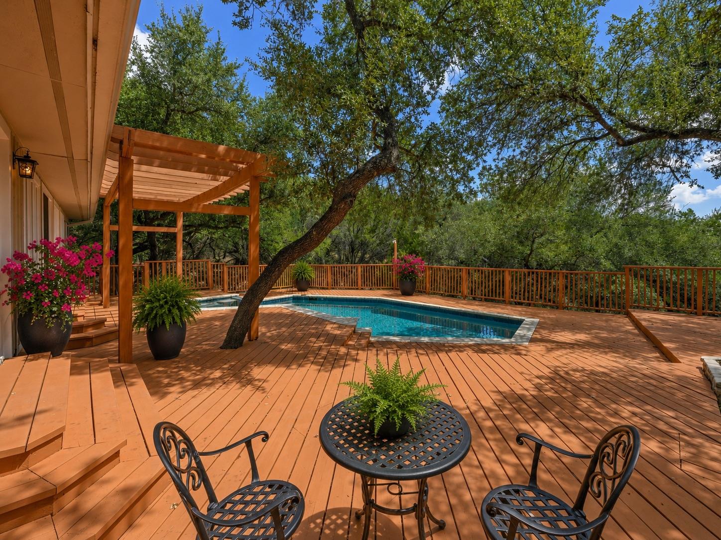 224 Hurst Creek RD