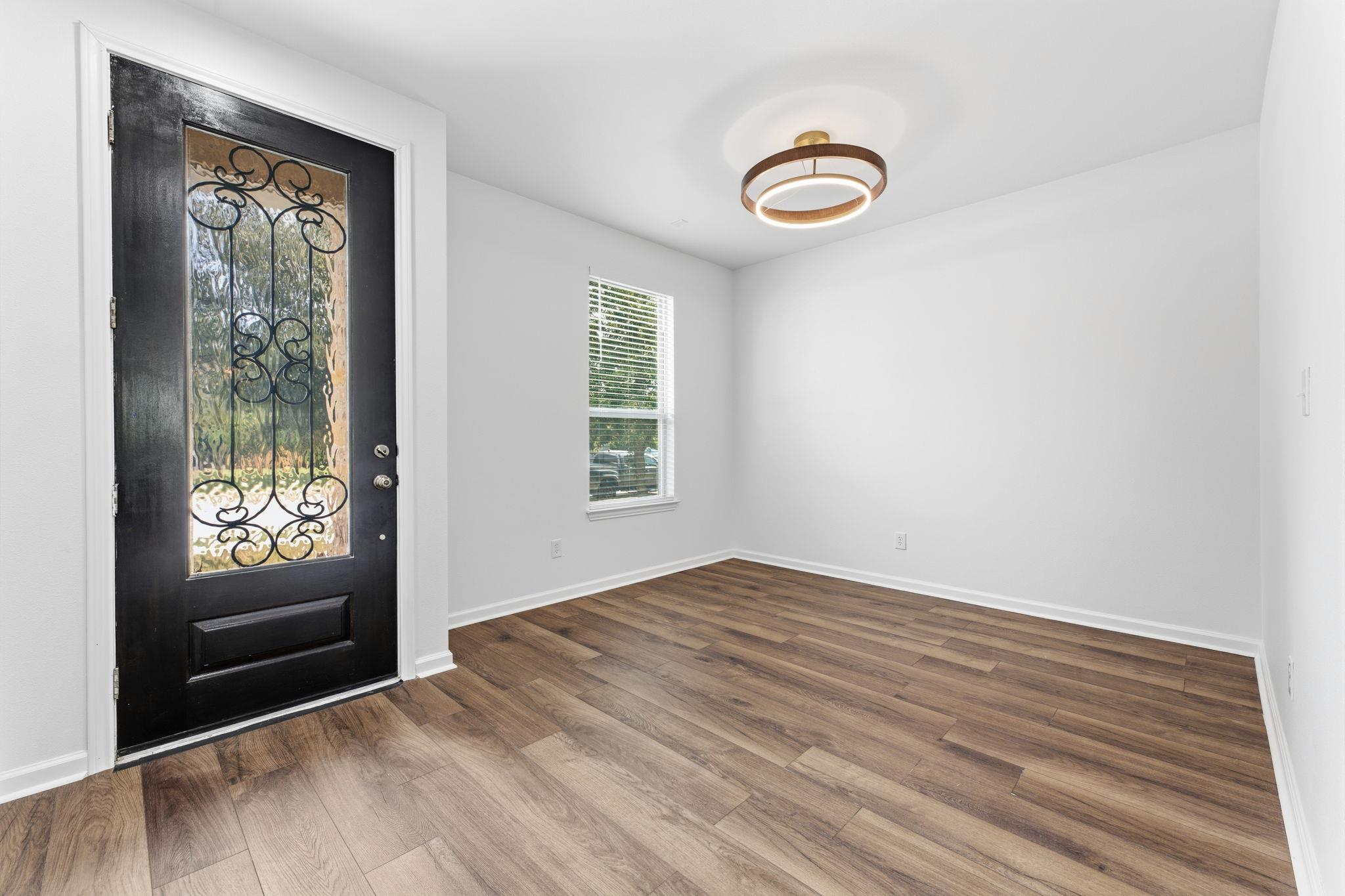 5624 San Michele ST — photo 3