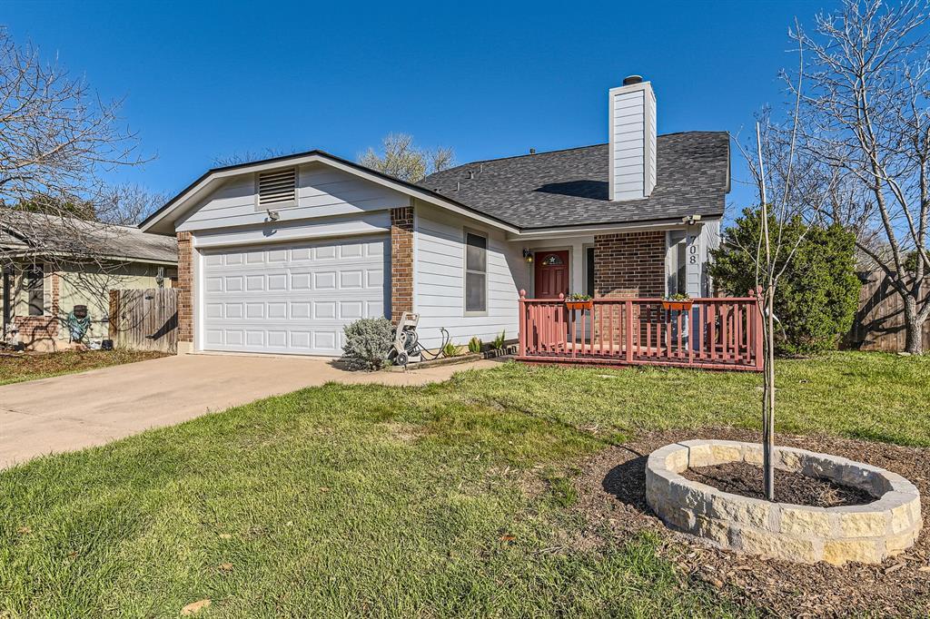 708 Decker Prairie DR — photo 3