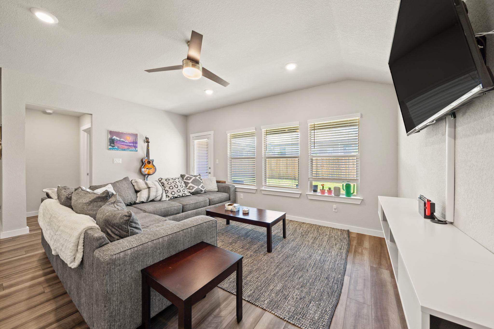 1117 Tipton ST — photo 3