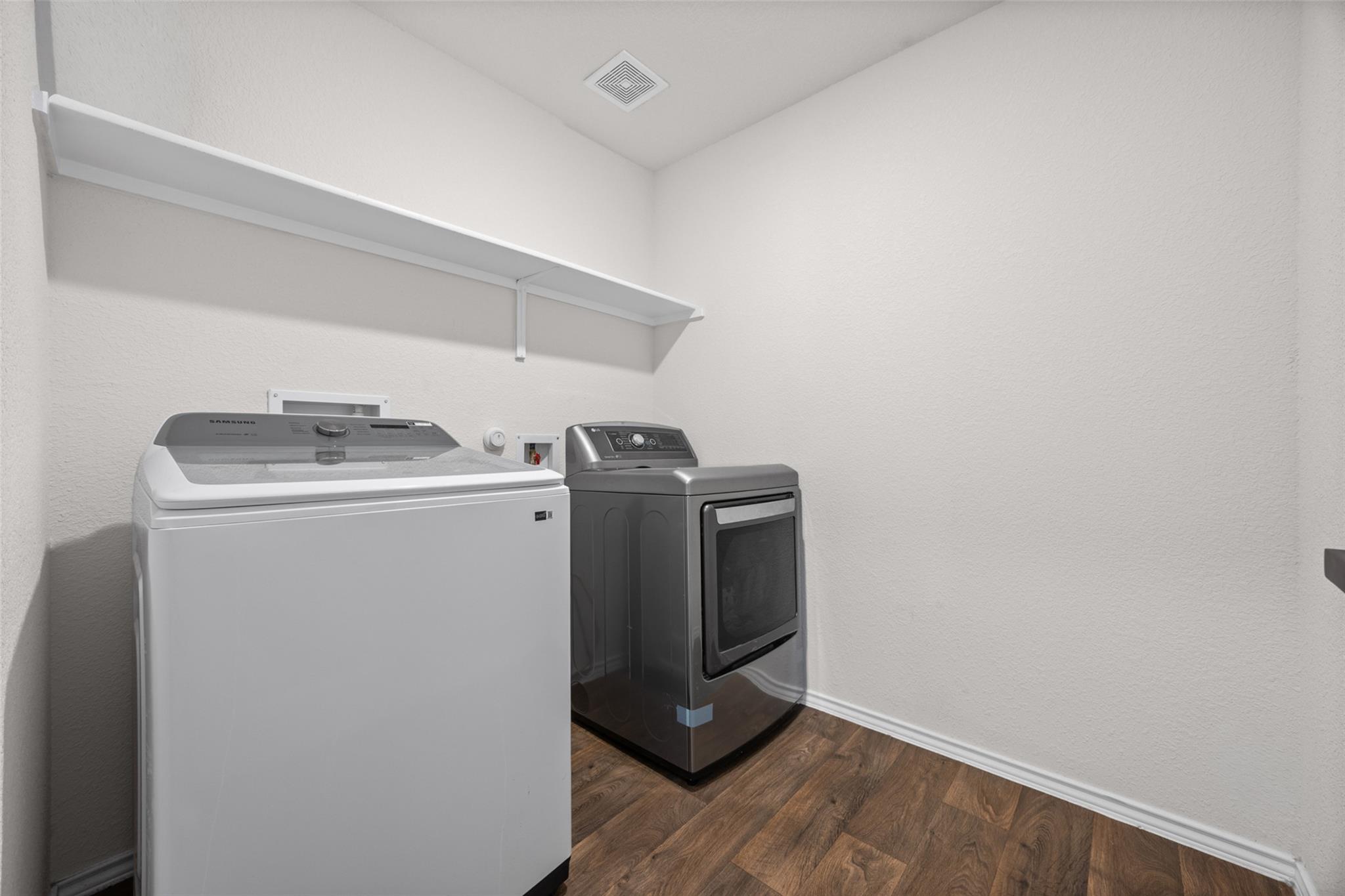 325 Granary DR — photo 3