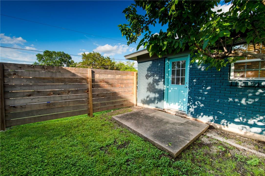 1600 Parker LN #A — photo 3