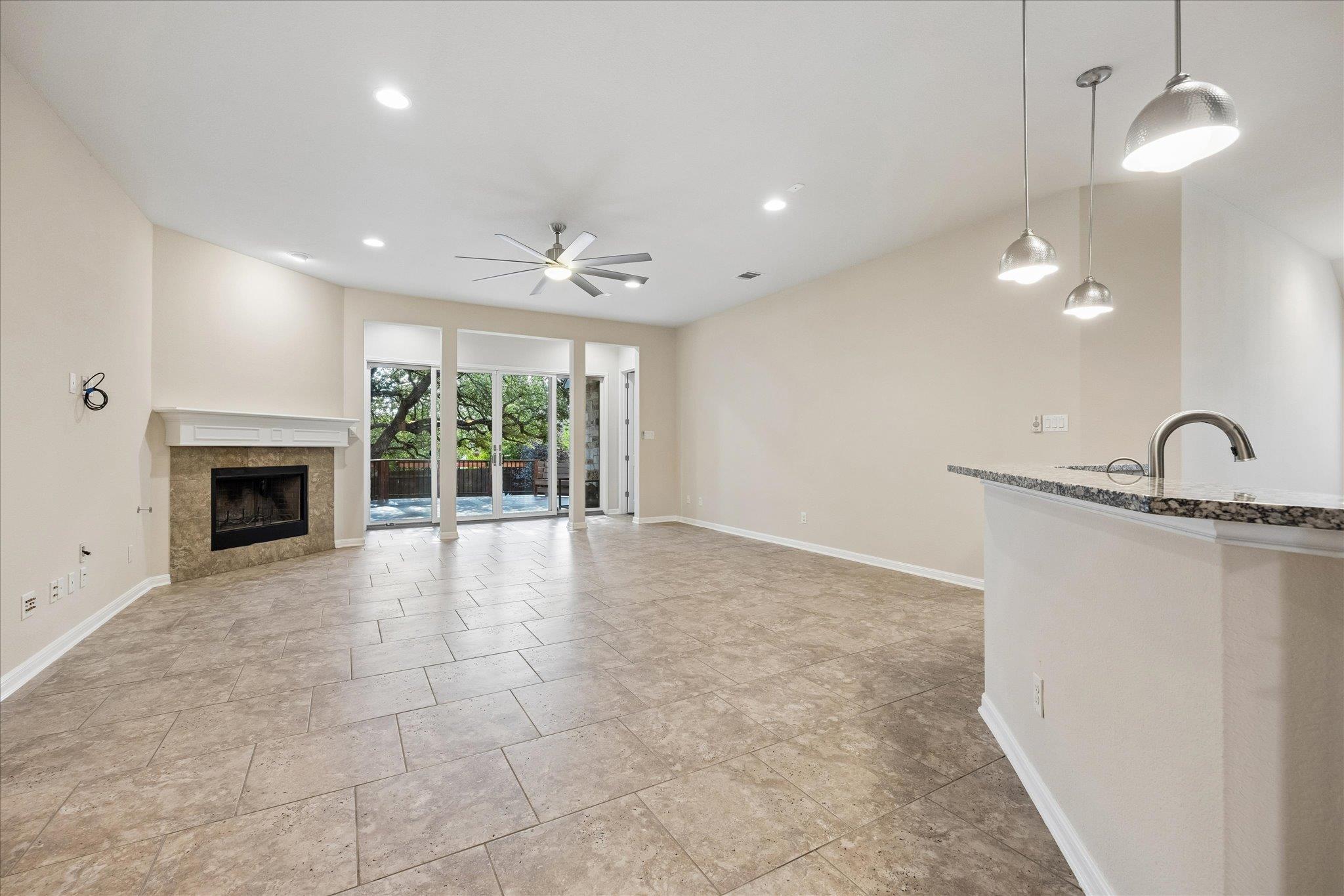 3302 Mossy Grove CT — photo 3