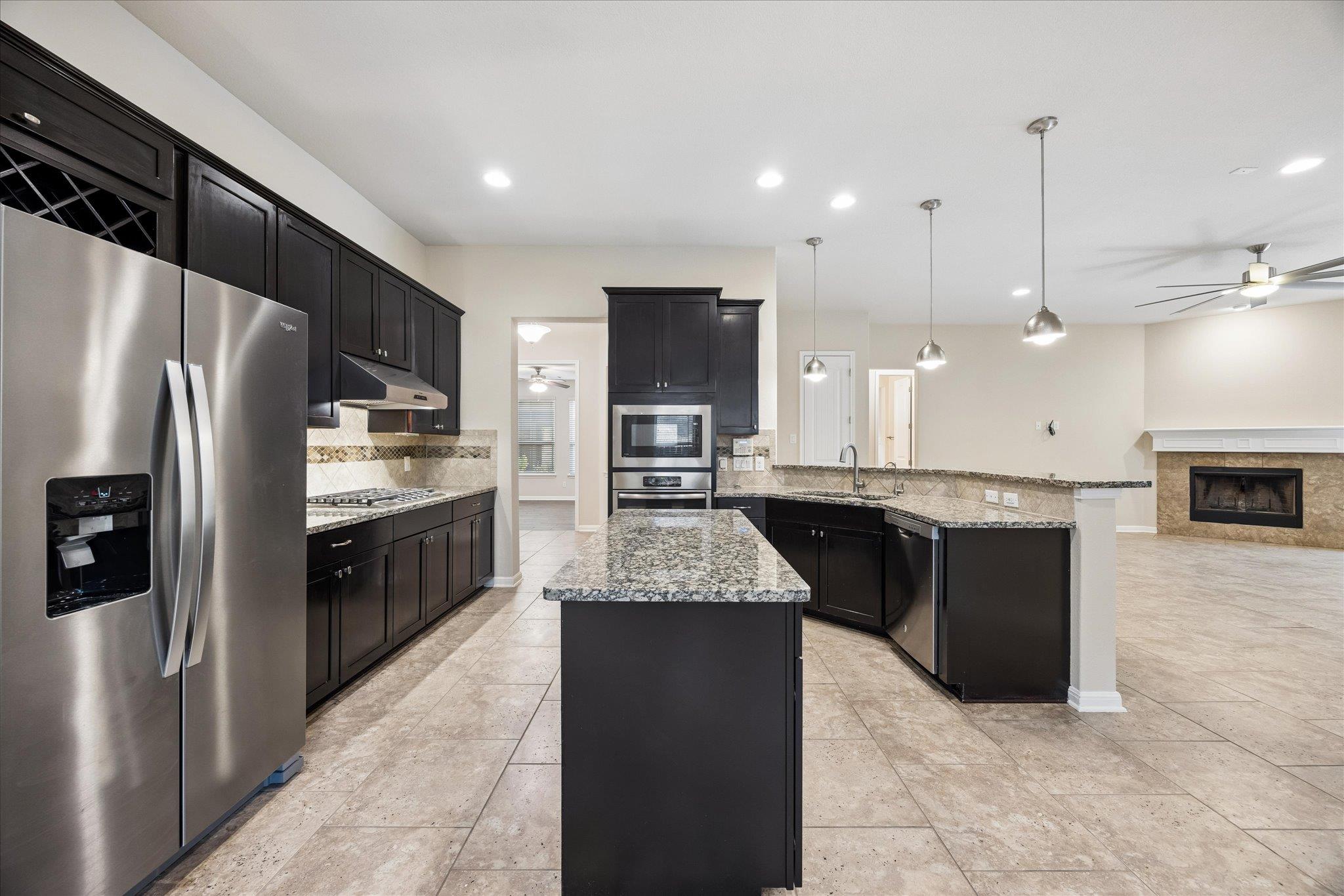 3302 Mossy Grove CT — photo 5