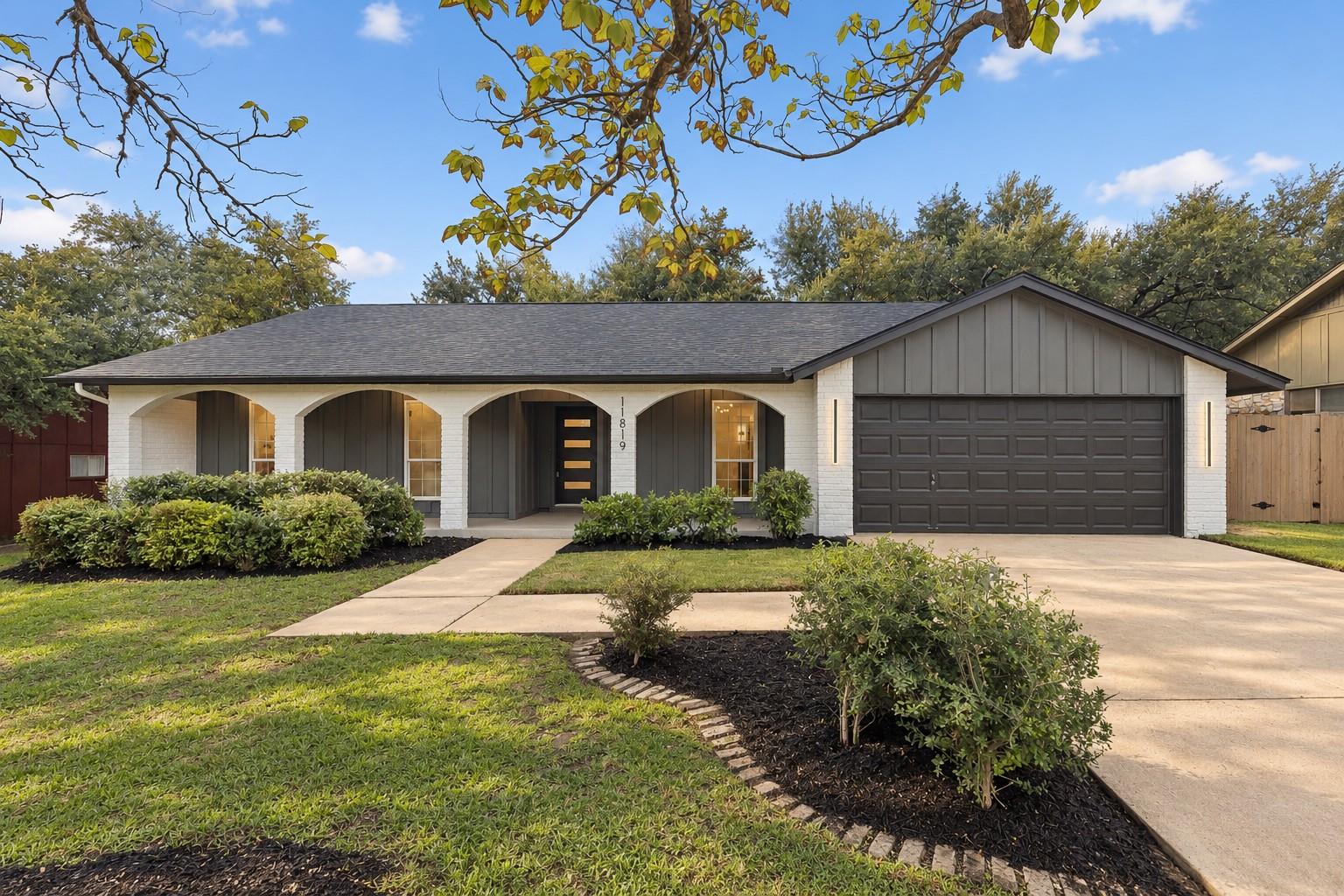 11819 Highland Oaks TRL