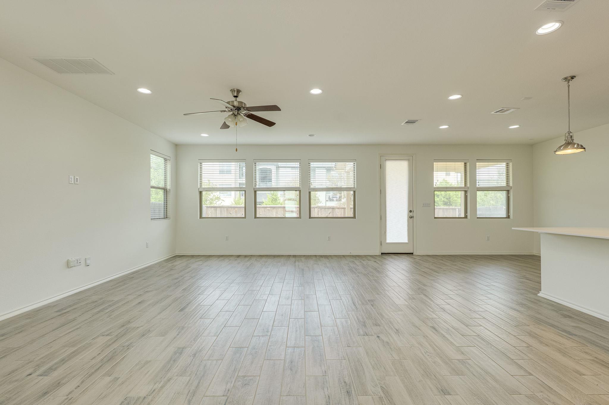 13513 Feldspar DR — photo 5