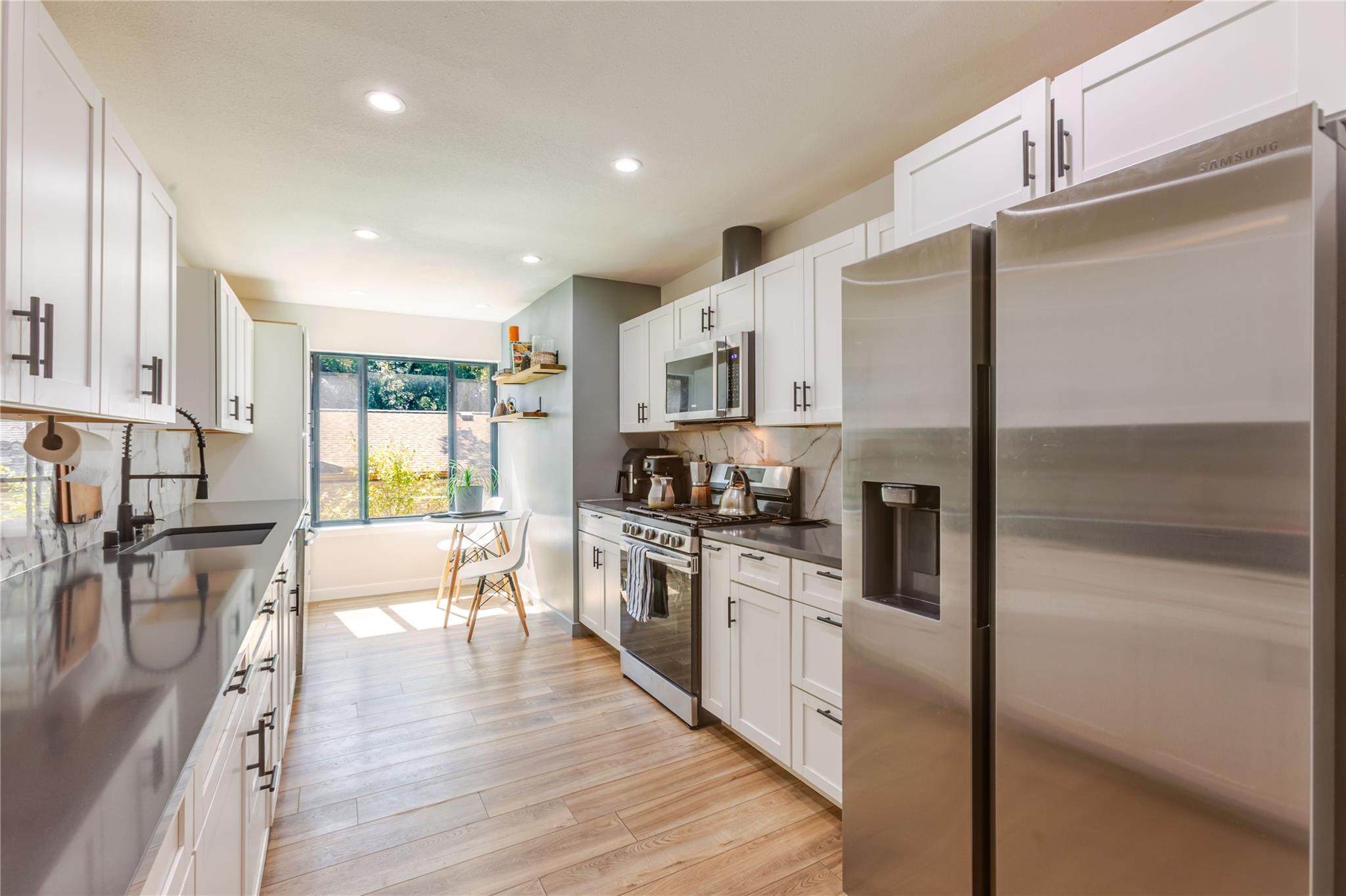 1300 Old Cedar LN — photo 3