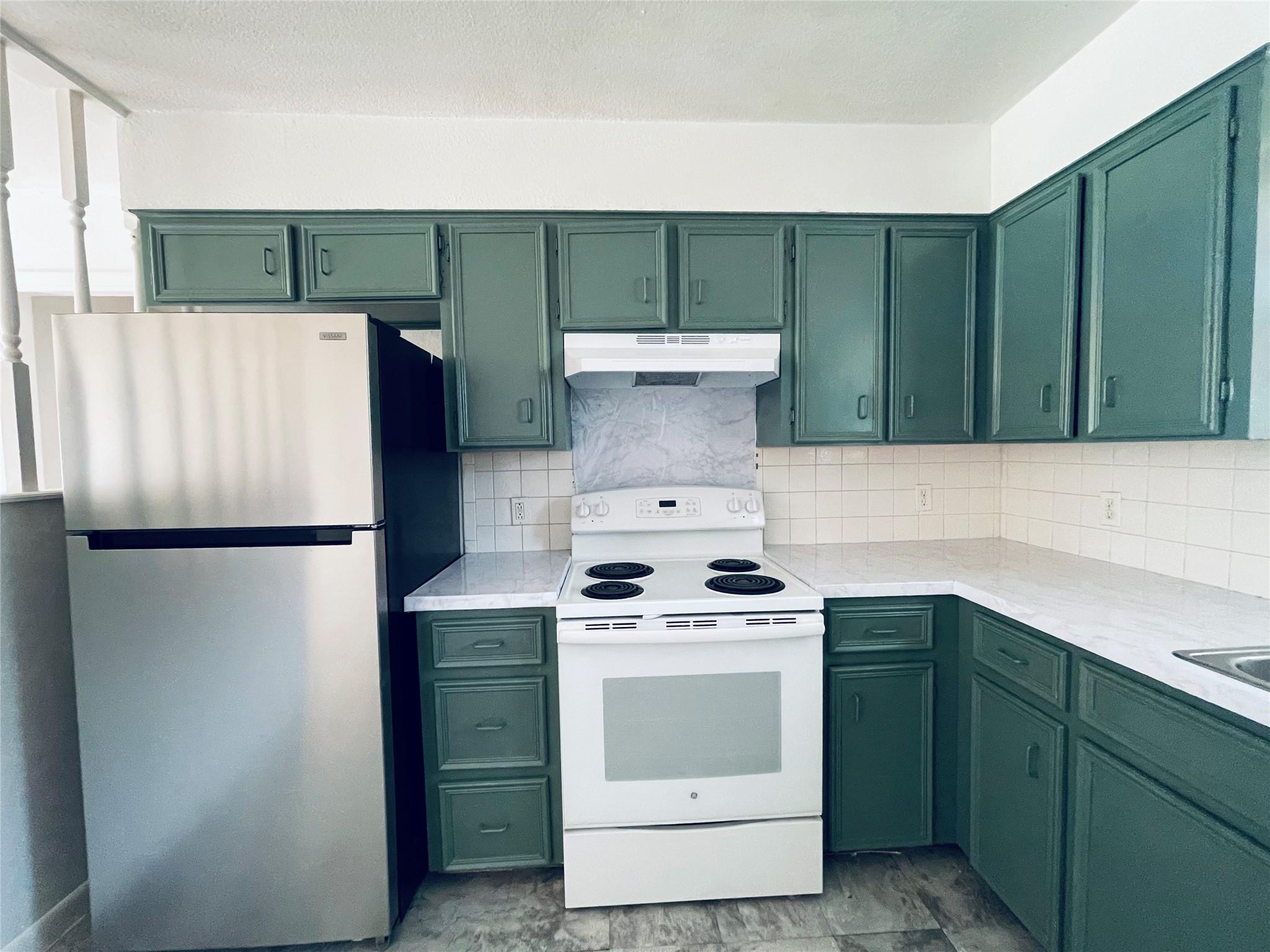 7402 Geneva DR #A — photo 5