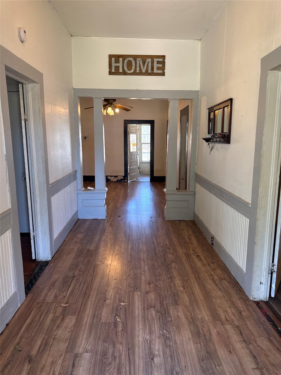 517 Giddings ST — photo 3