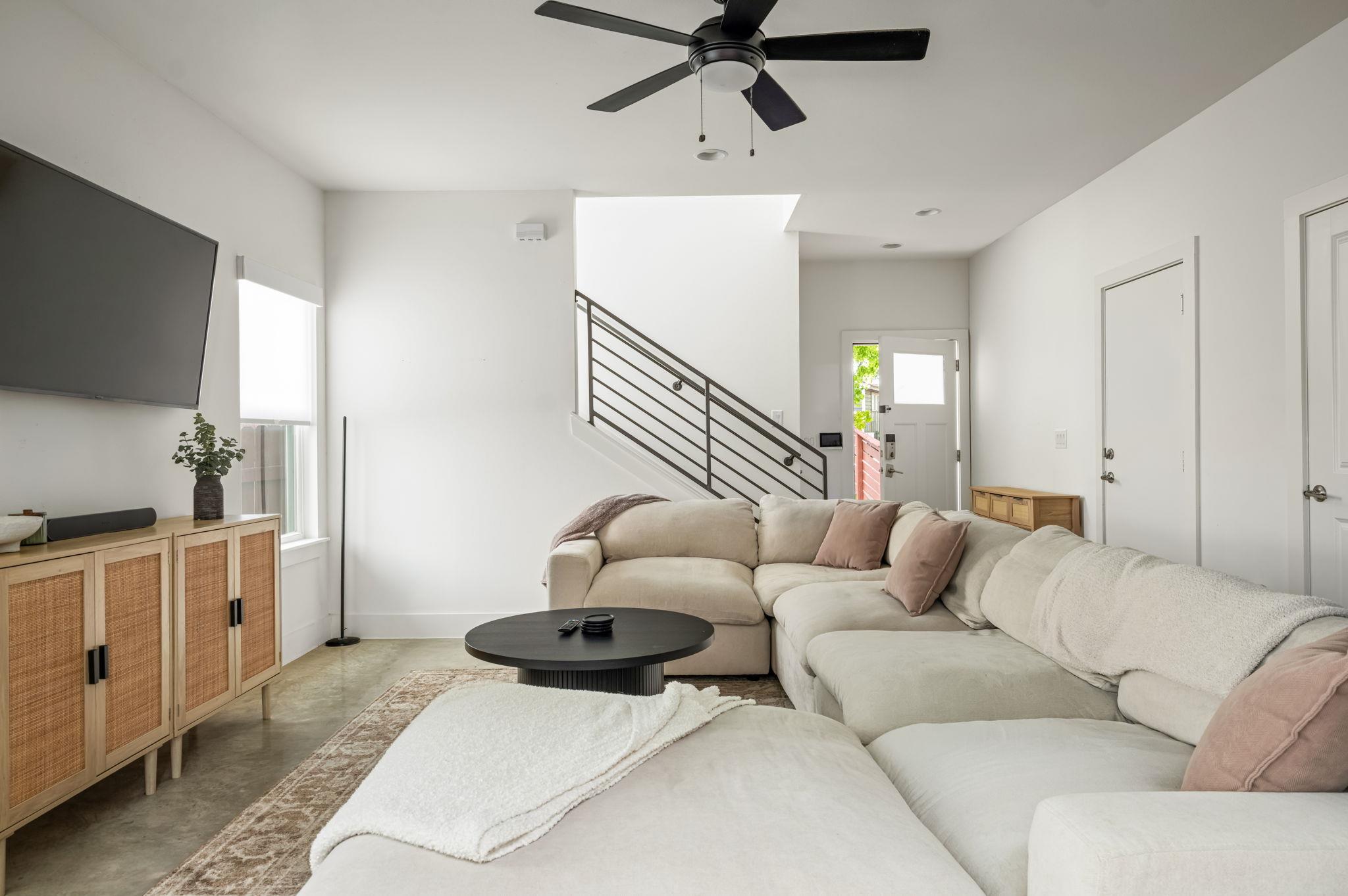 1160 Lott Ave #A — photo 5