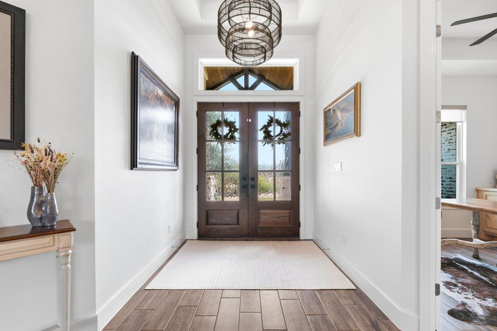 224 Berrywood LN — photo 3