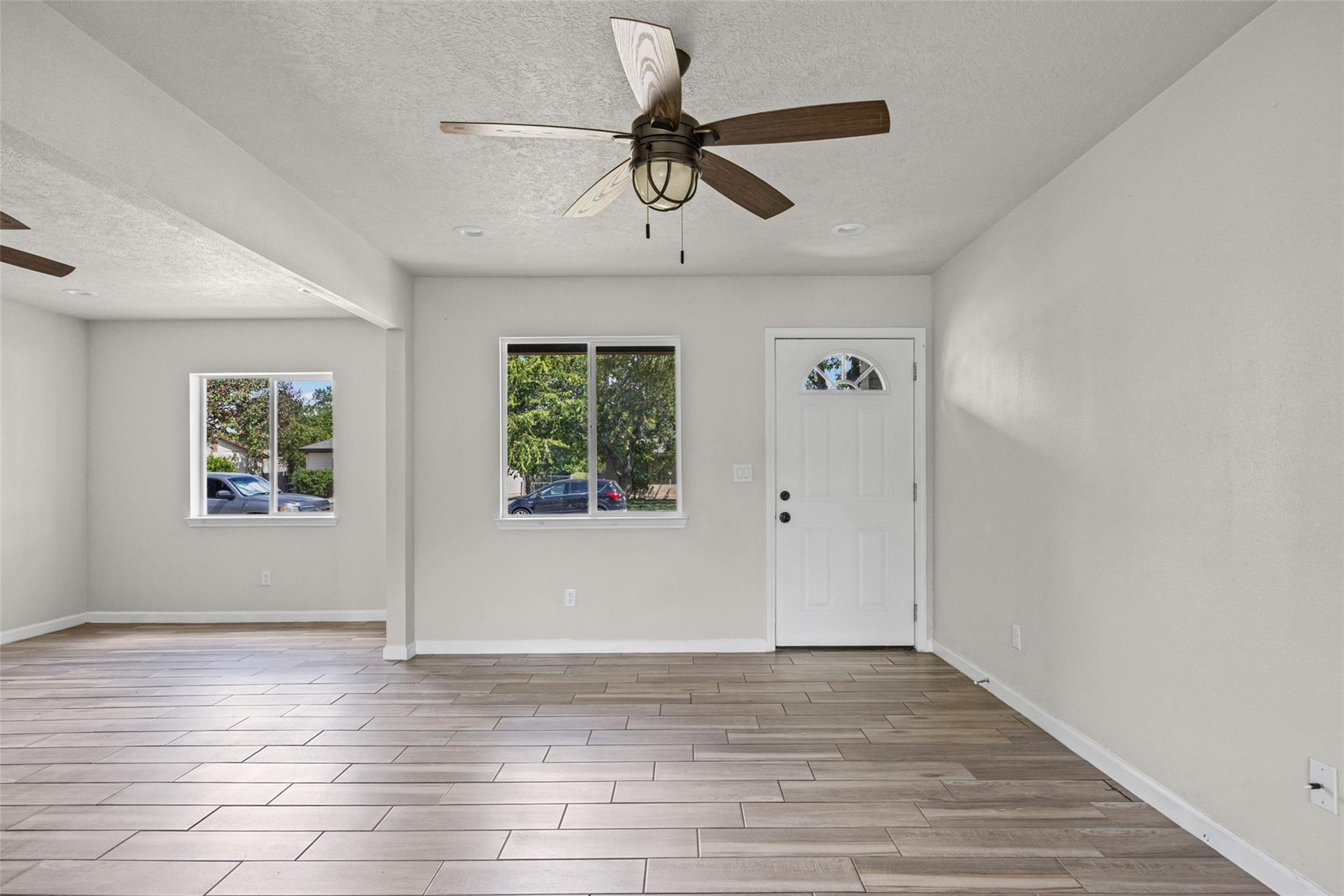 1531 Lahn Rd RD — photo 3