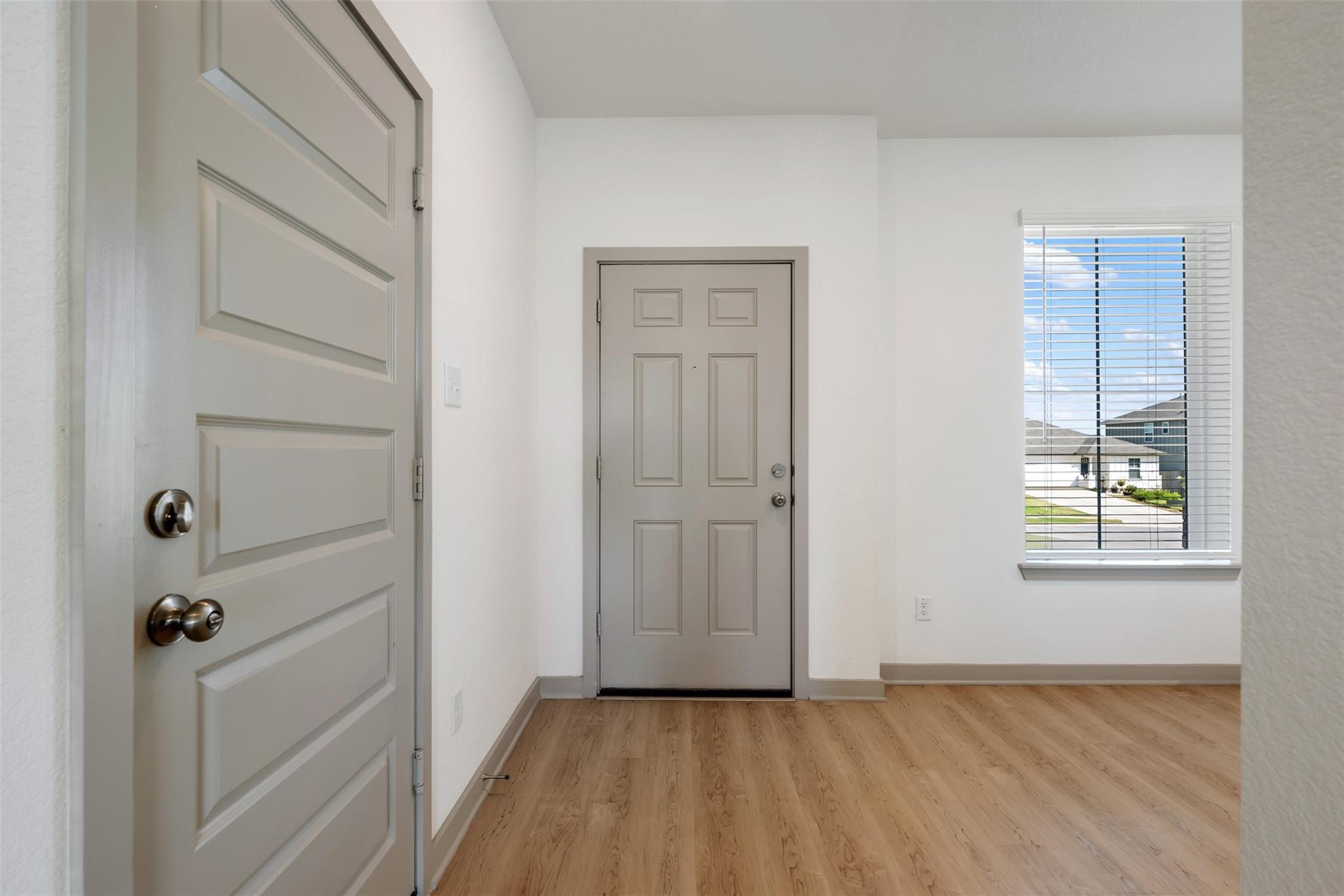 270 Boatright BLVD — photo 4
