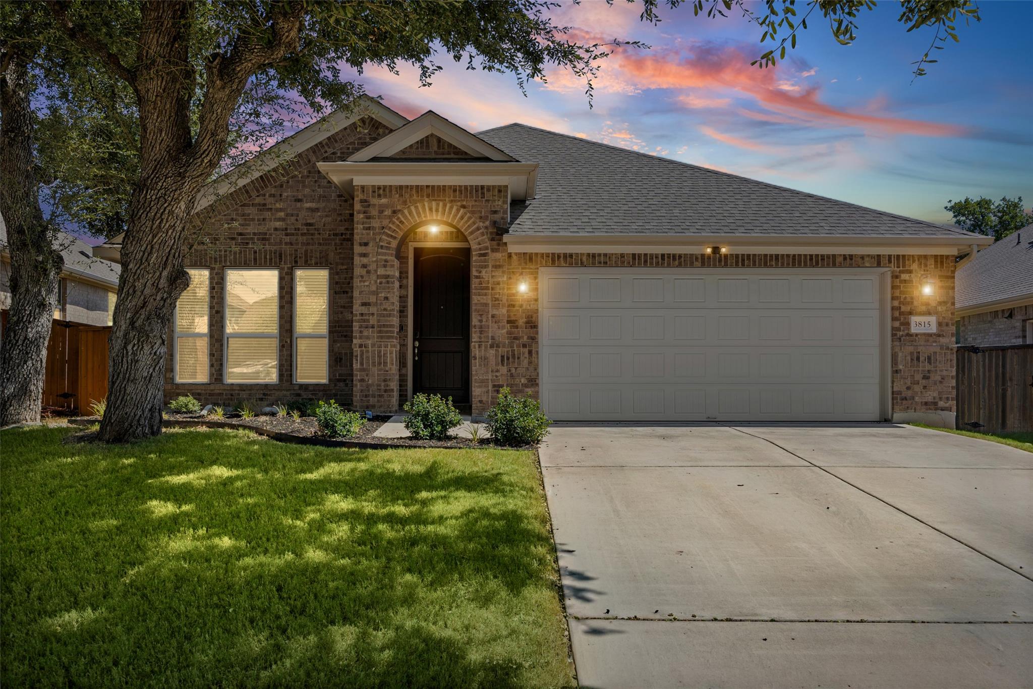 3815 Park Point PATH — photo 3