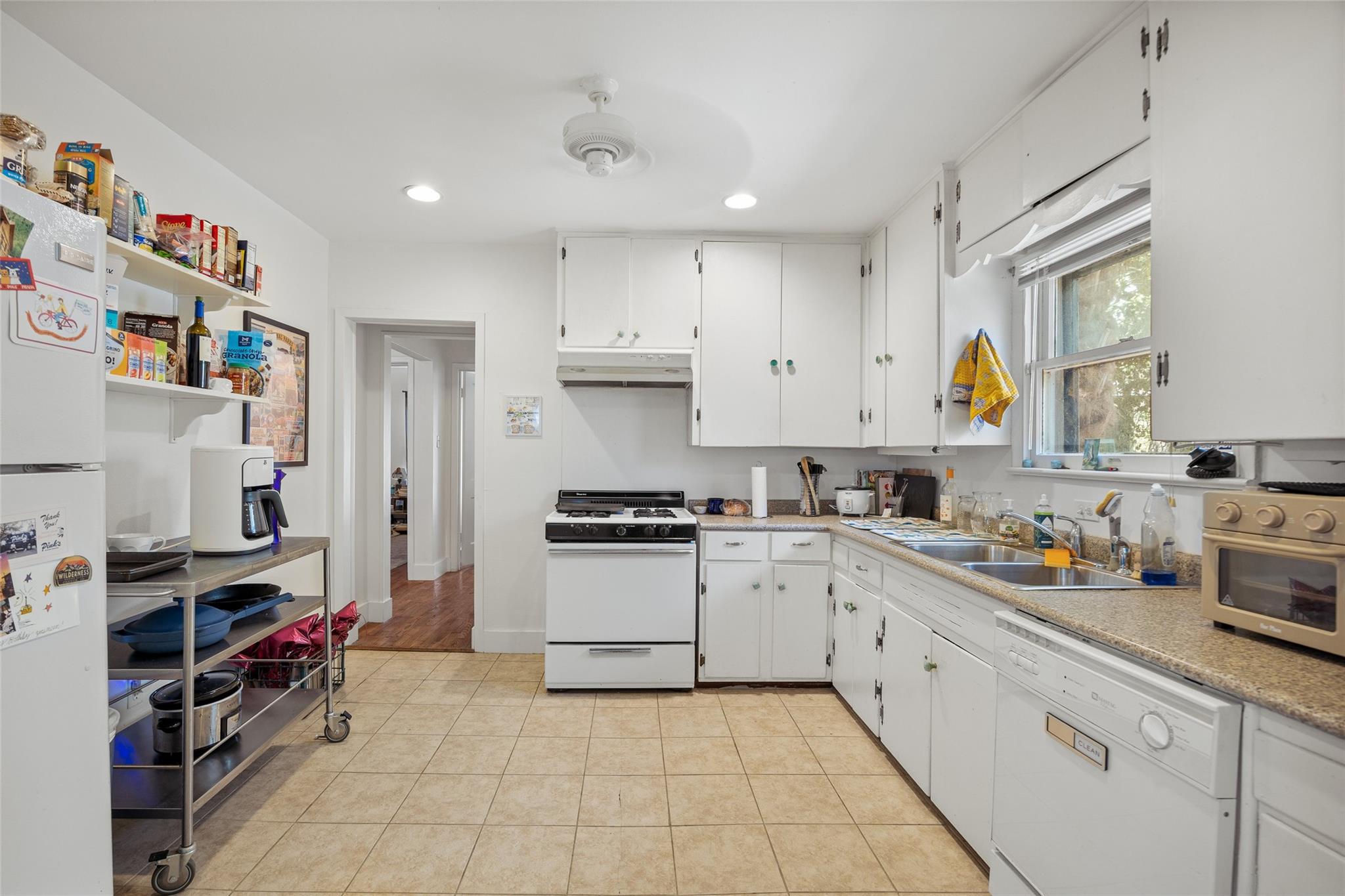 5504 Joe Sayers Ave — photo 5