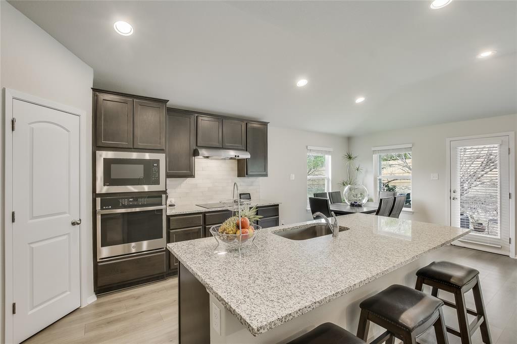 3703 Stillwood LN — photo 3