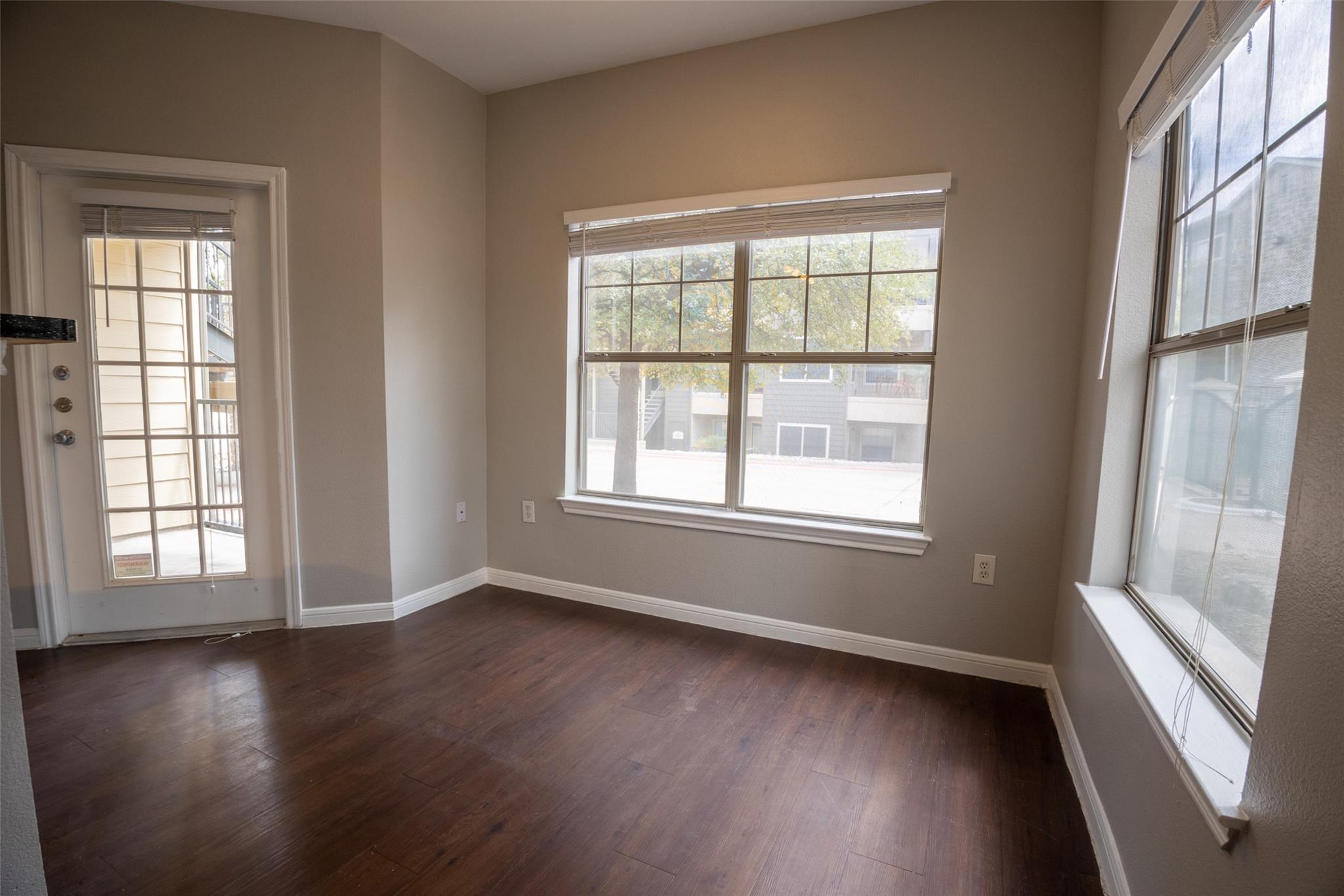 2320 Gracy Farms LN #312 — photo 4