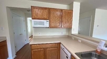 940 Goldenrod ST — photo 4