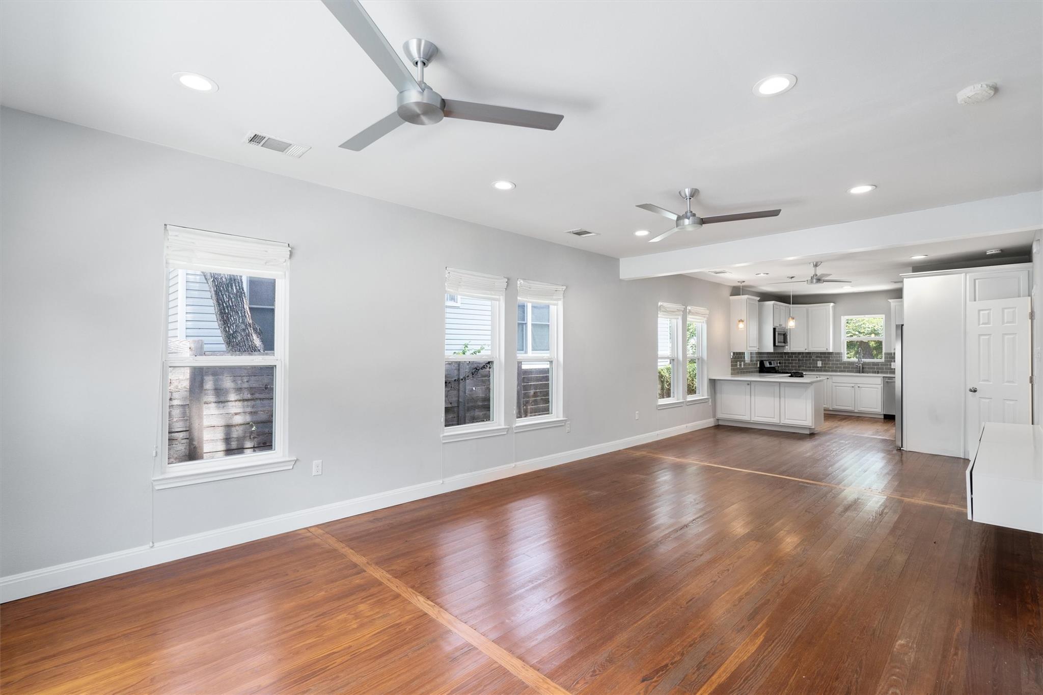 1102 Woodland Ave #1 — photo 4