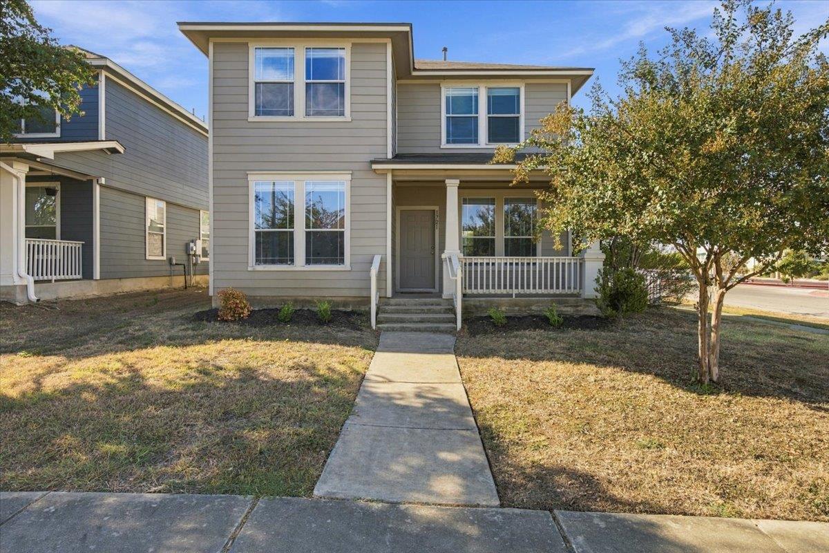 1721 Thompson TRL — photo 3