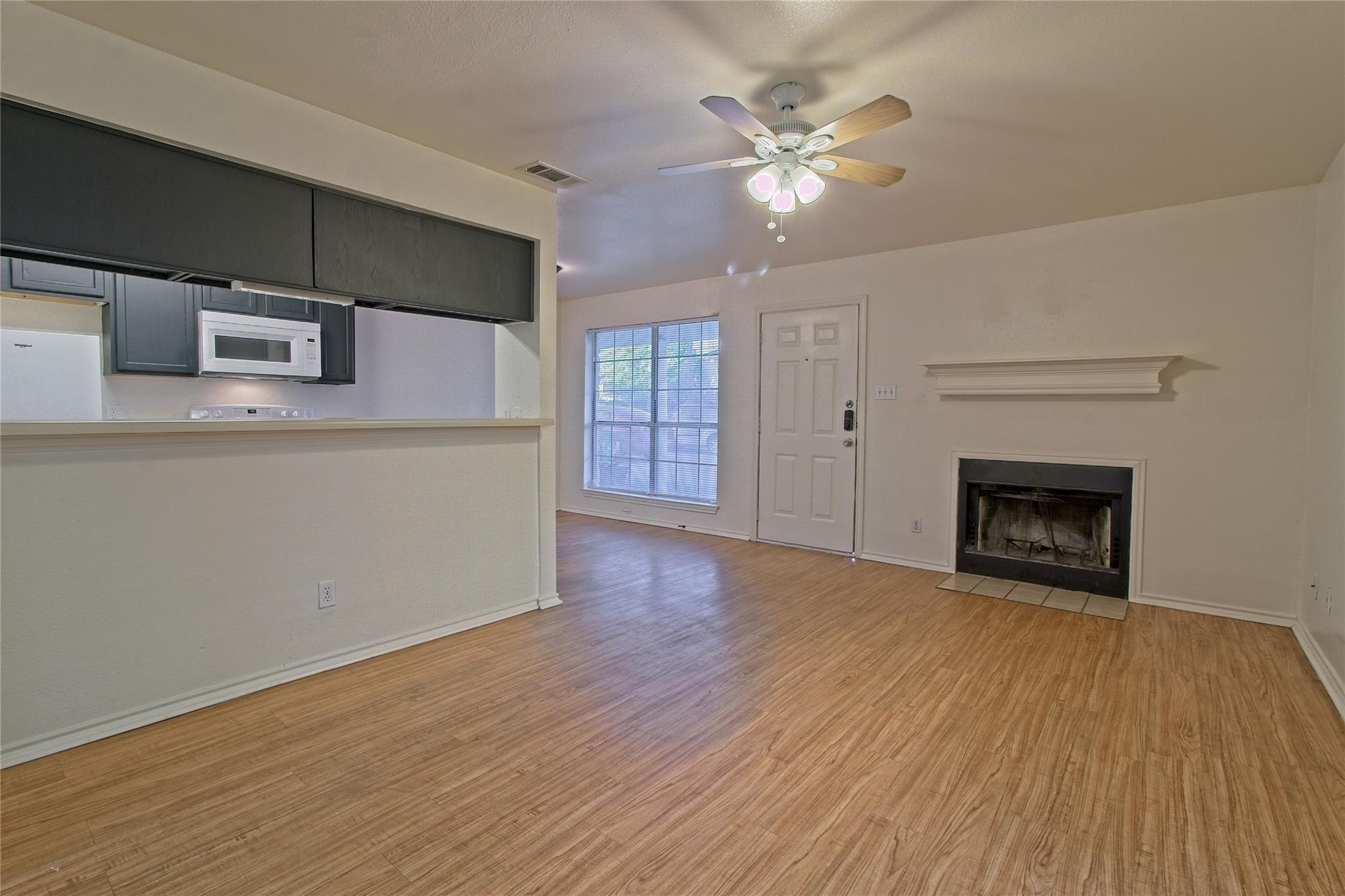 2211 Creekside A LN #A — photo 3