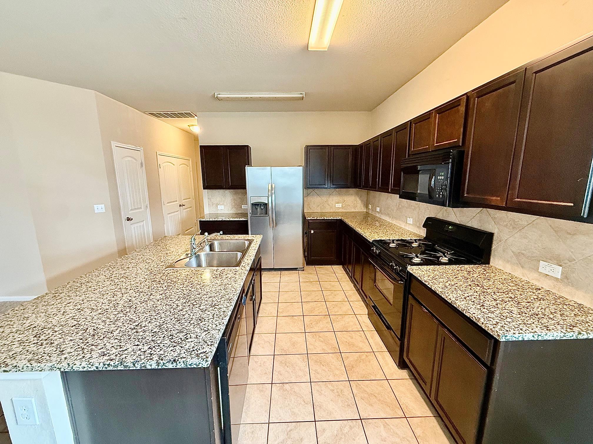 431 Northern Flicker ST — photo 4