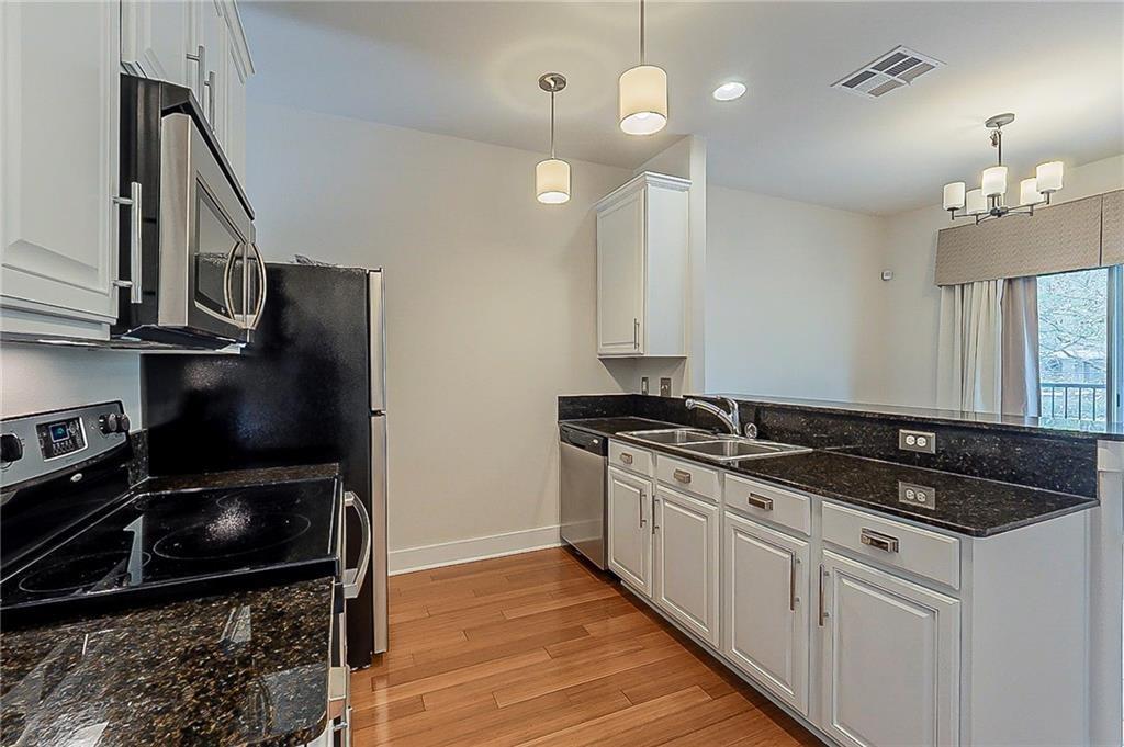 13420 Lyndhurst ST #302 — photo 4