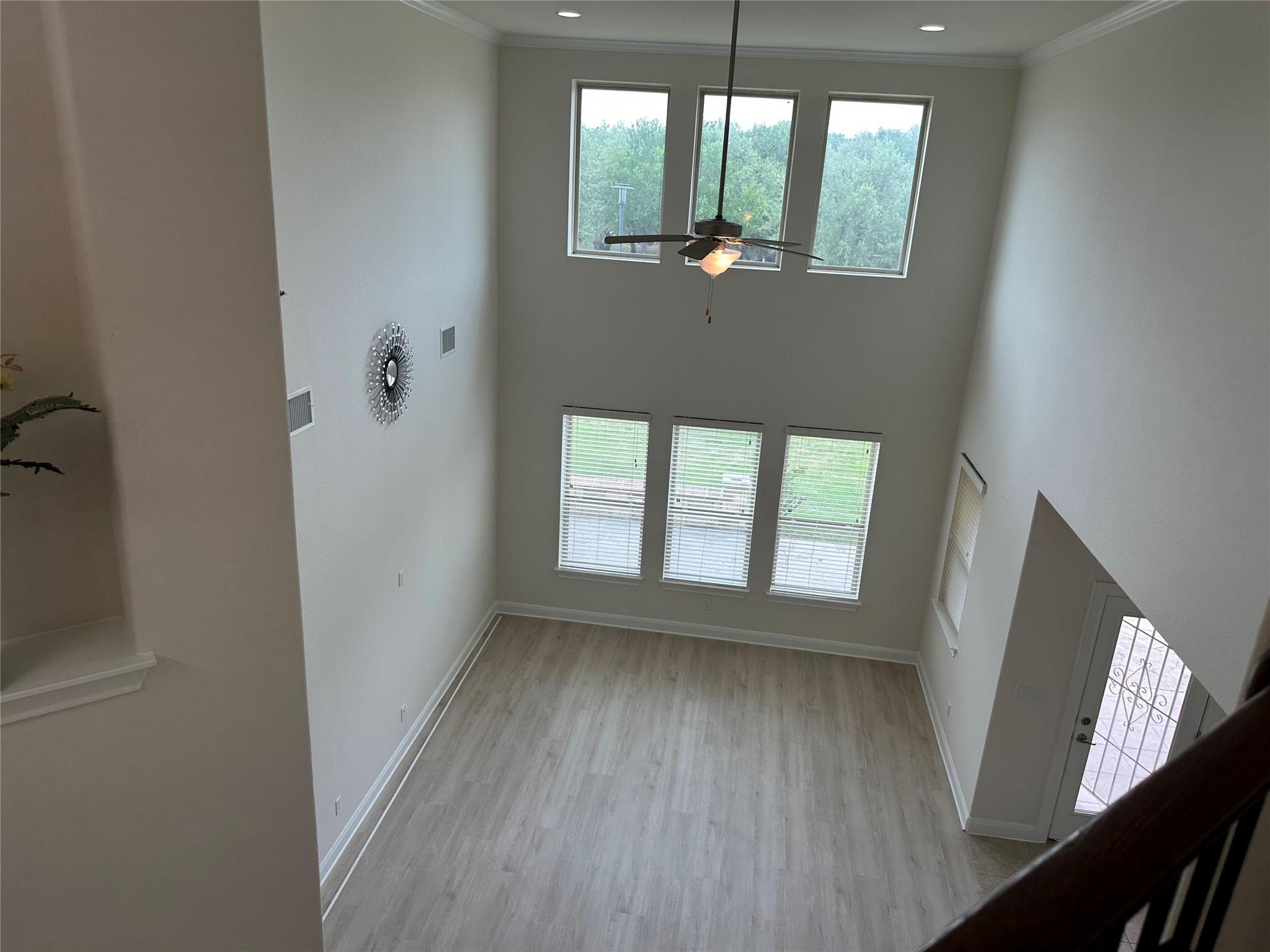 4237 Privacy Hedge ST — photo 4