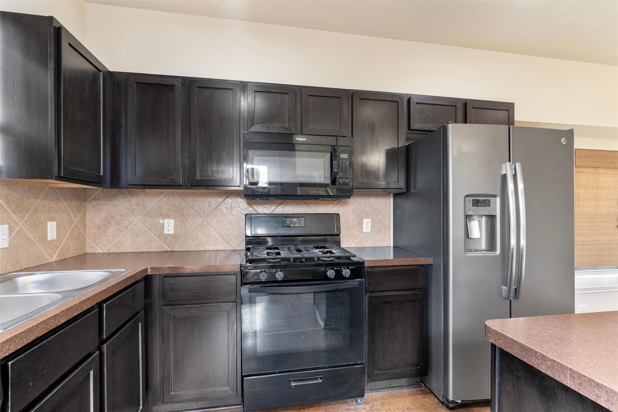 4606 Graceful LN — photo 3