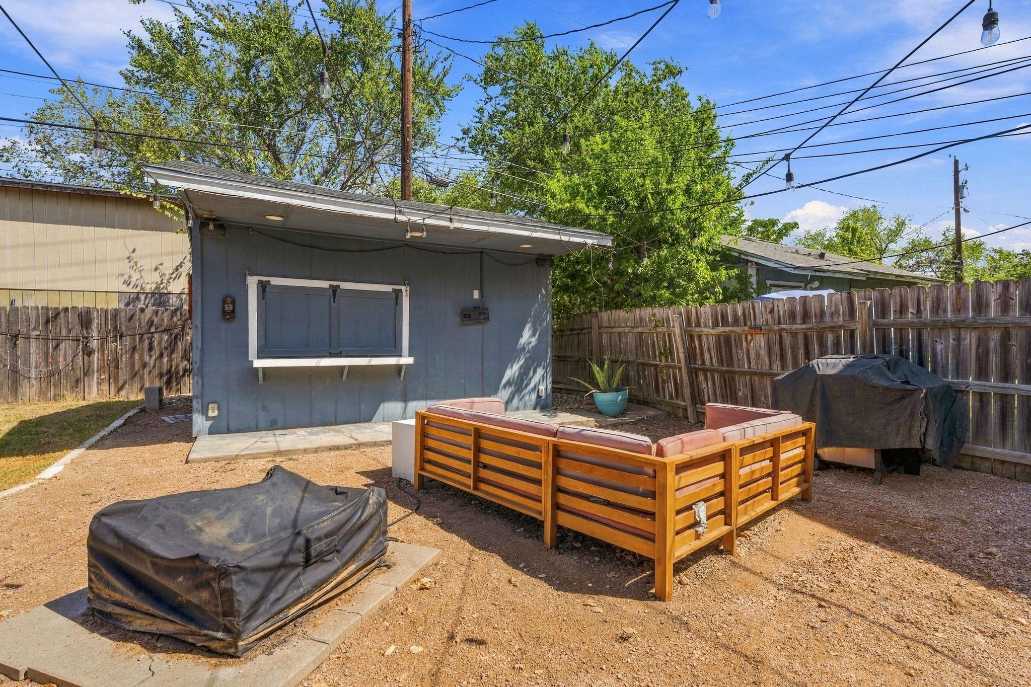 6612 Cruz ST — photo 5
