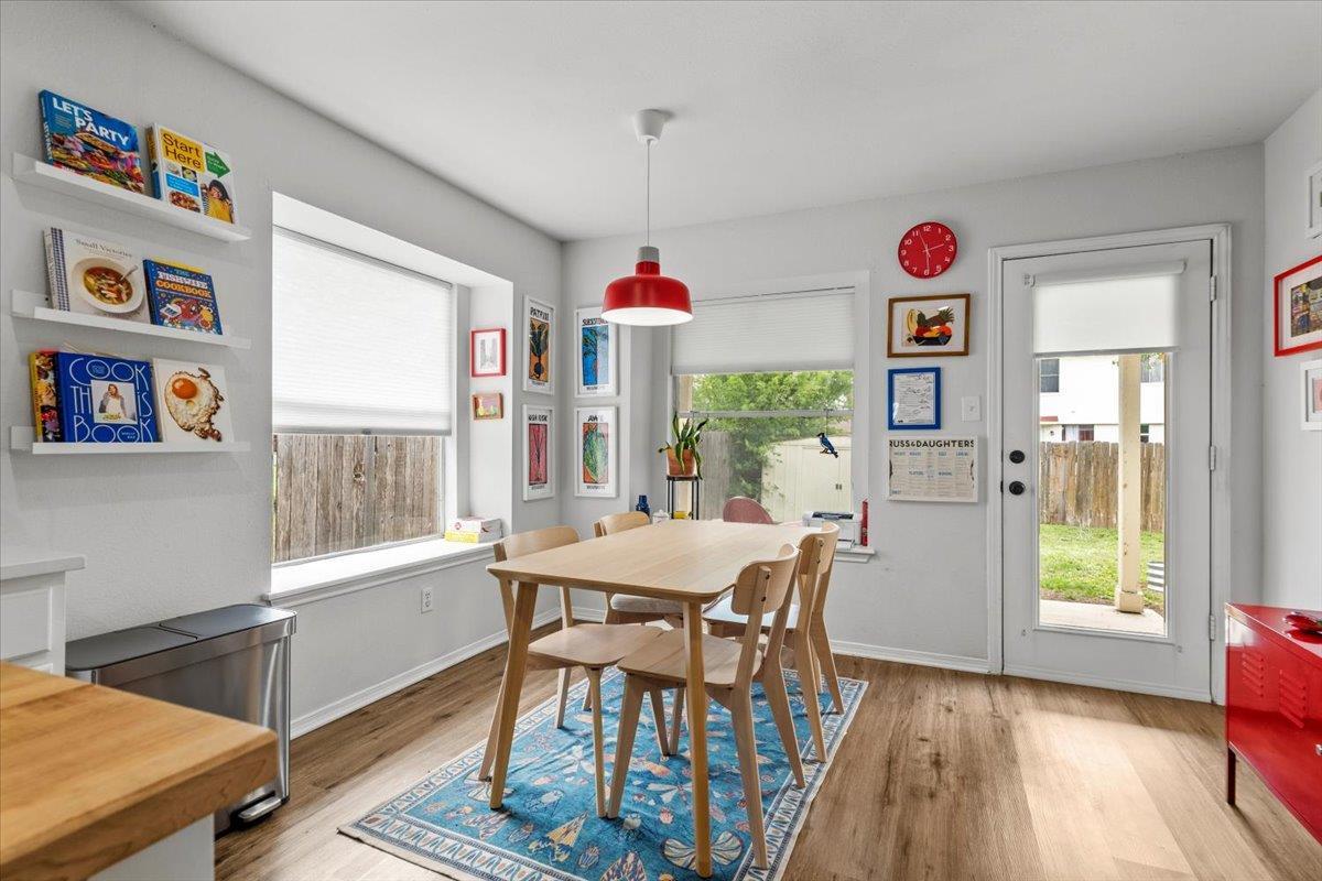 1125 Vincent PL — photo 4