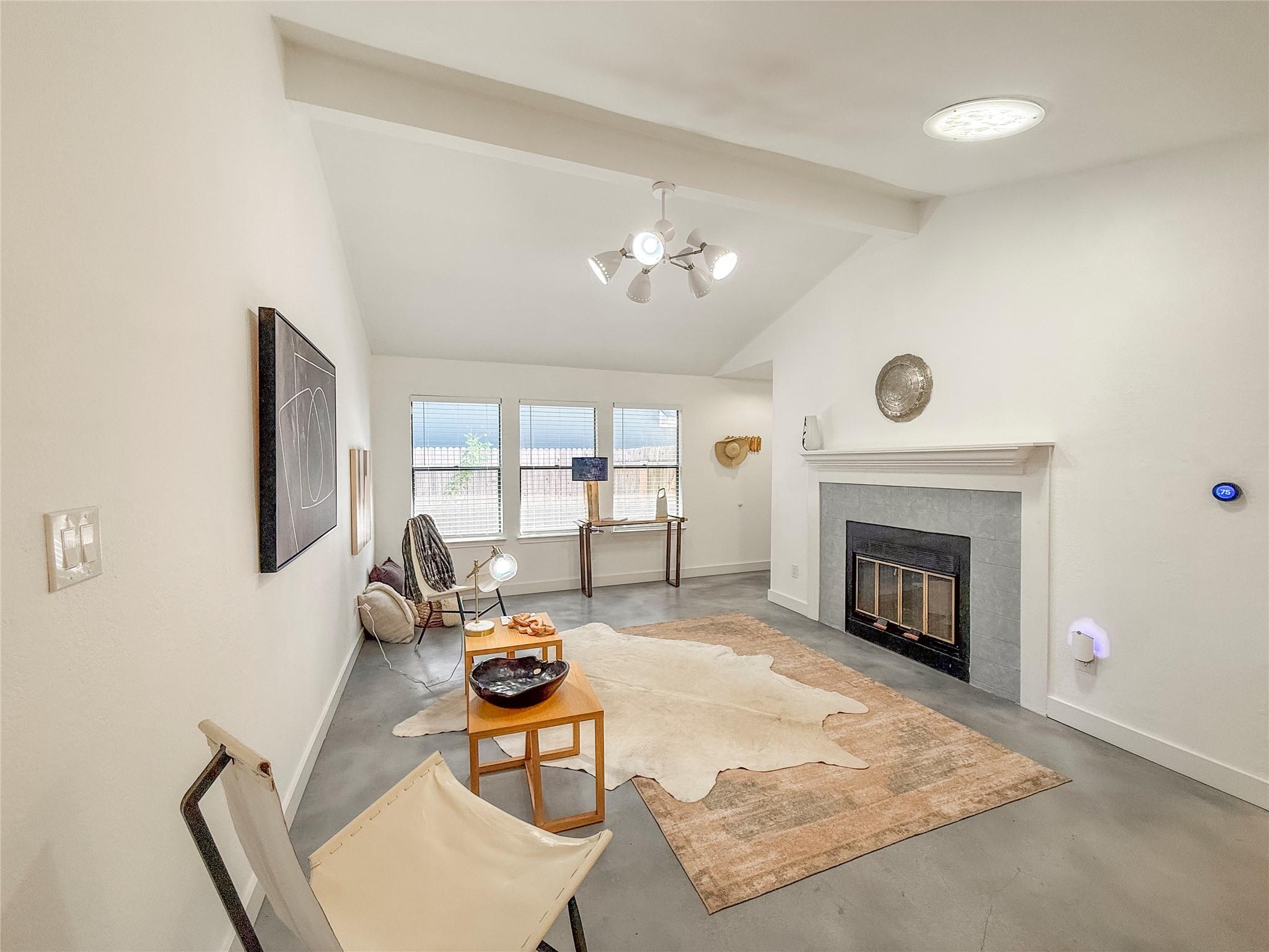 14527 Donald DR — photo 4