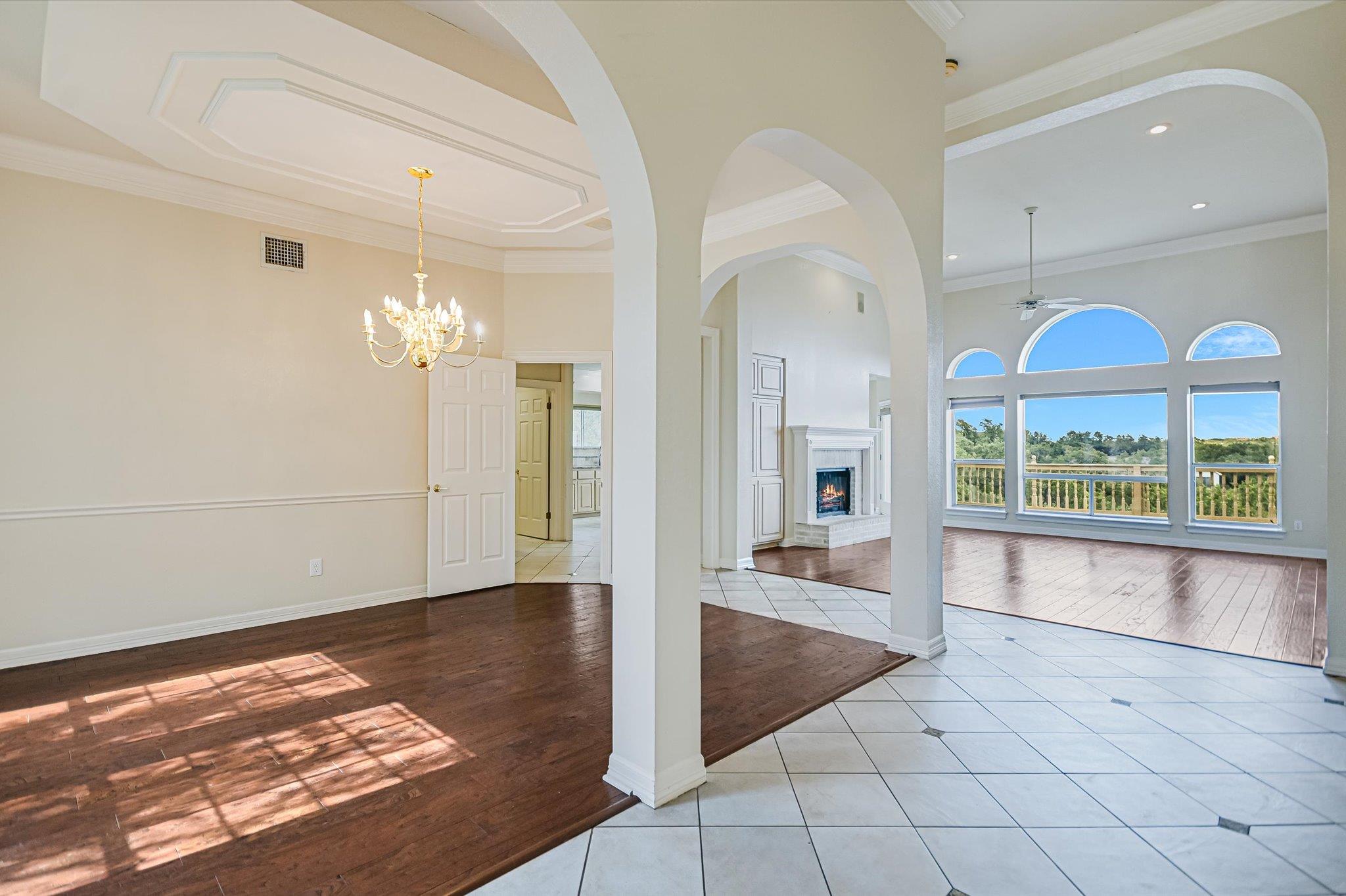 8703 Bluegrass DR — photo 5