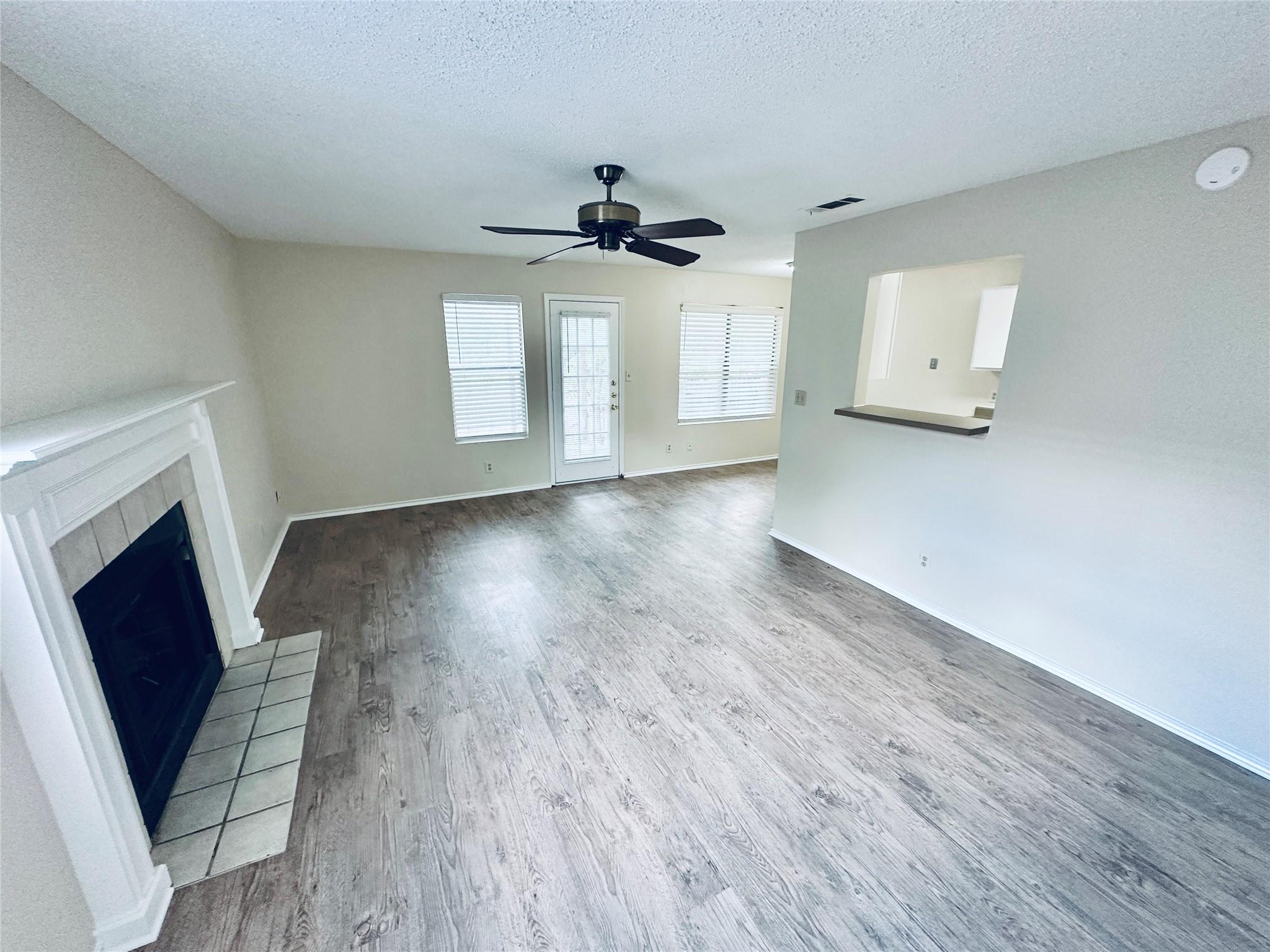 379 Fantail LOOP #B — photo 5