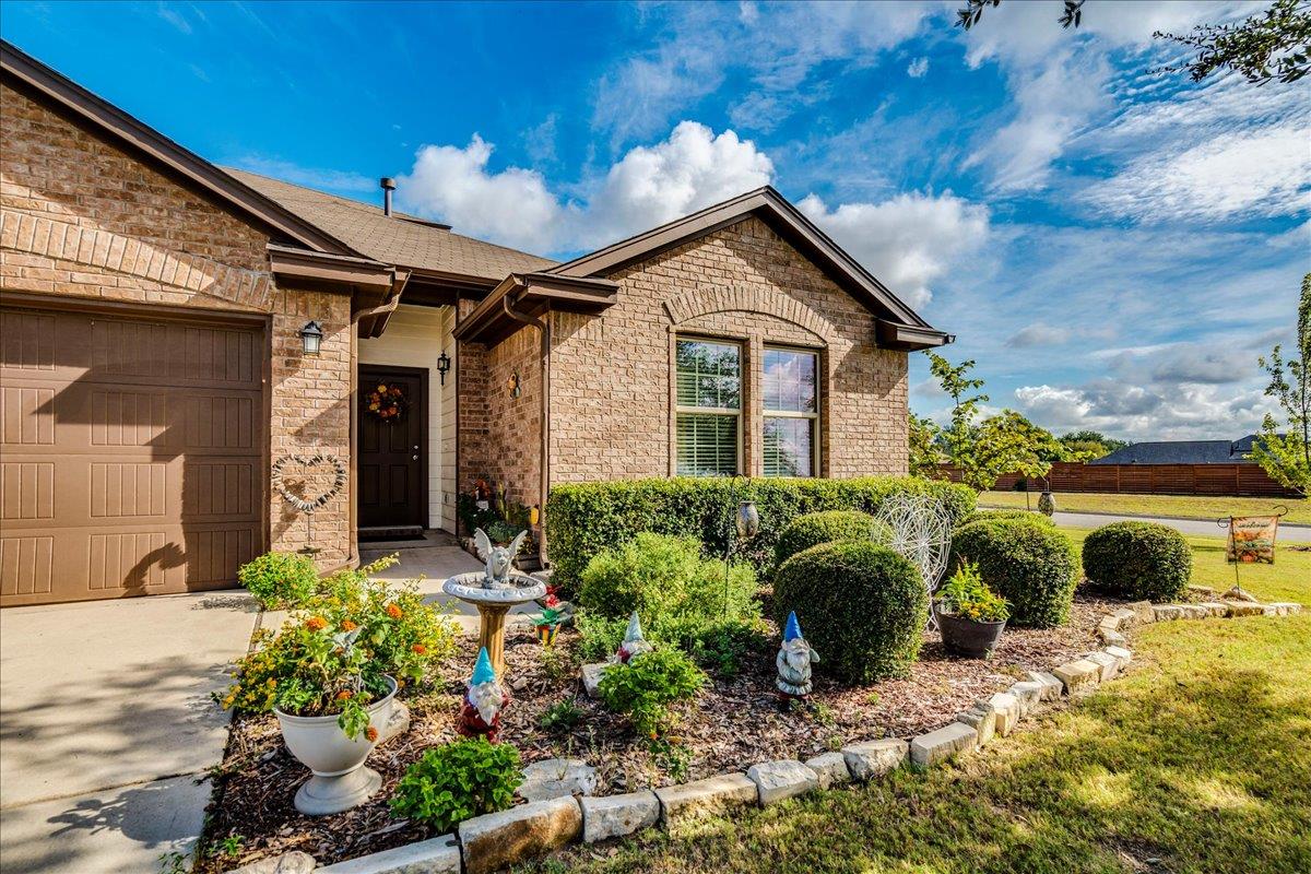 172 Mistflower LN