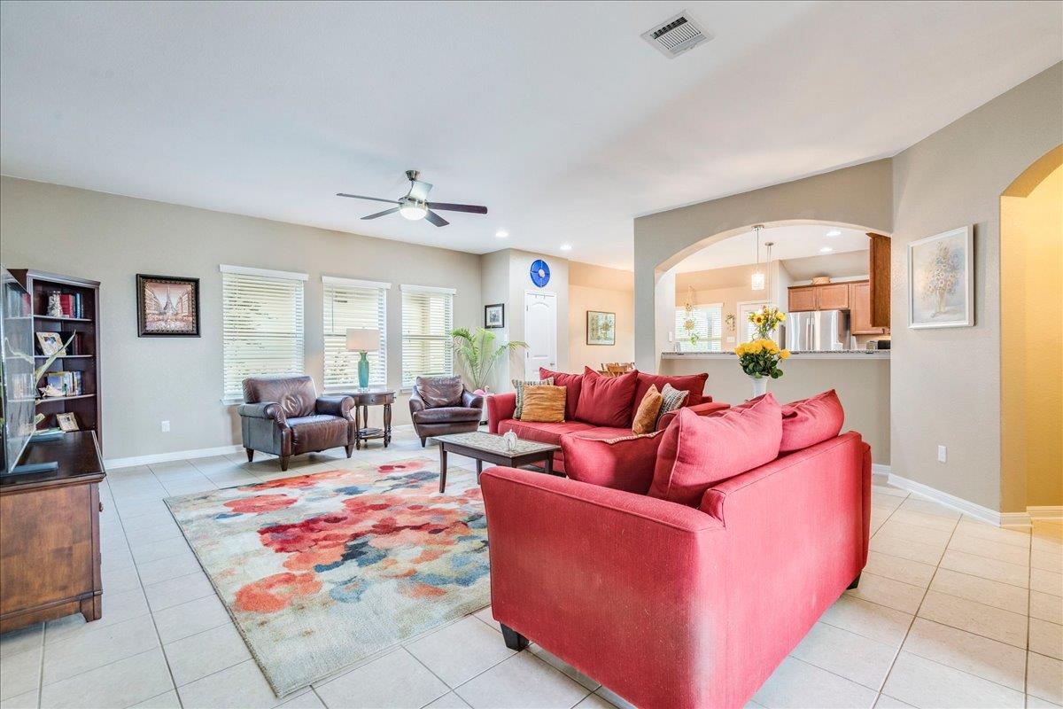 172 Mistflower LN — photo 5